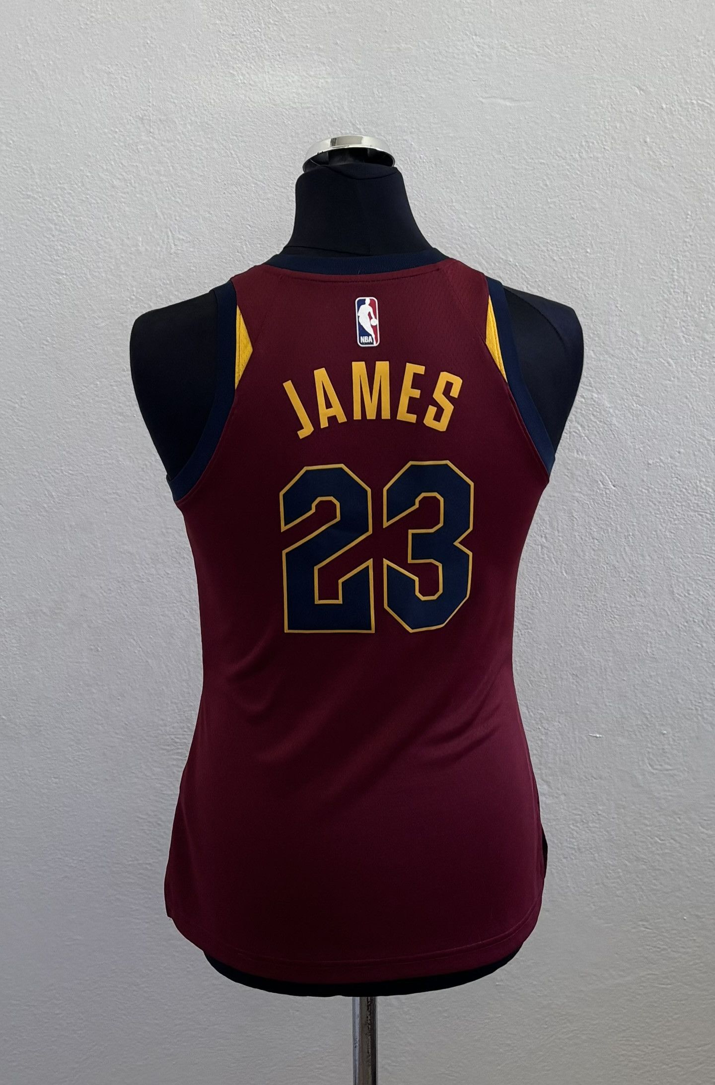 Nike Cleveland Cavaliers 2017/2021 James #23 Nike Icon Edition Size US M / EU 48-50 / 2 - 1 Thumbnail