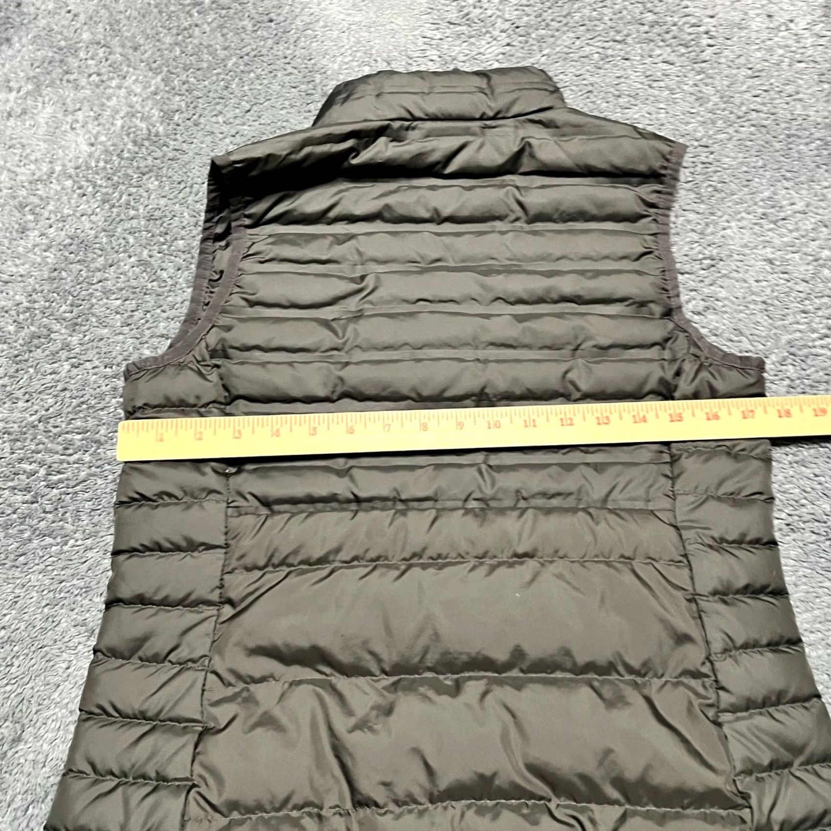Vintage Columbia Puffer Vest Womens Small Gray Full Zip 650 Fill Coat Jacket Vest Columbia Womens Small Gray Full Zip 650 Fill Coat Jacket Size S / US 4 / IT 40 - 4 Thumbnail