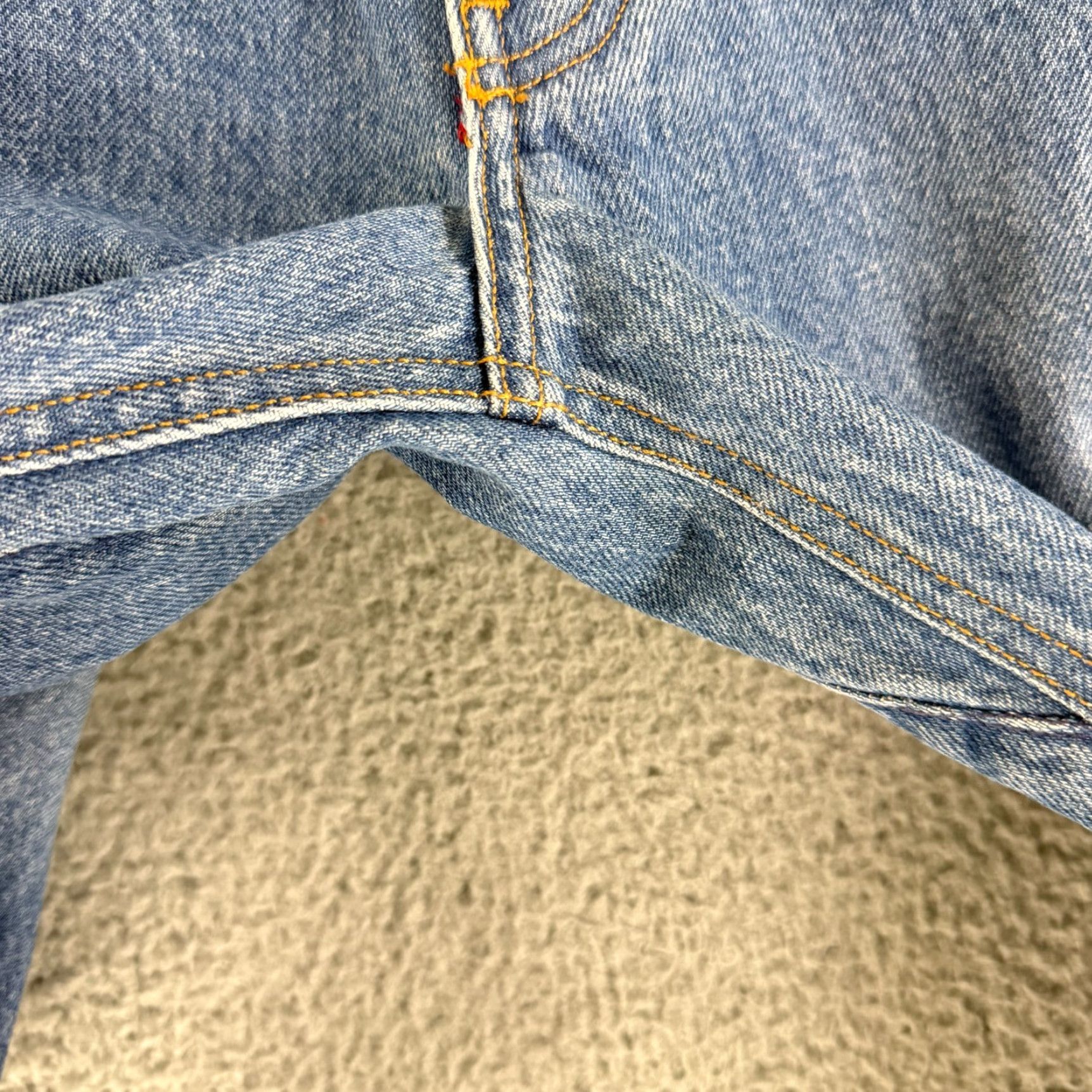 Vintage Vintage Diamond Gusset Jeans Mens 34 x 29 Blue Denim Straight Leg Made in USA Jeans Regular 34 Blue USA City College Geek Grunge USA Men Size US 34 / EU 50 - 4 Thumbnail