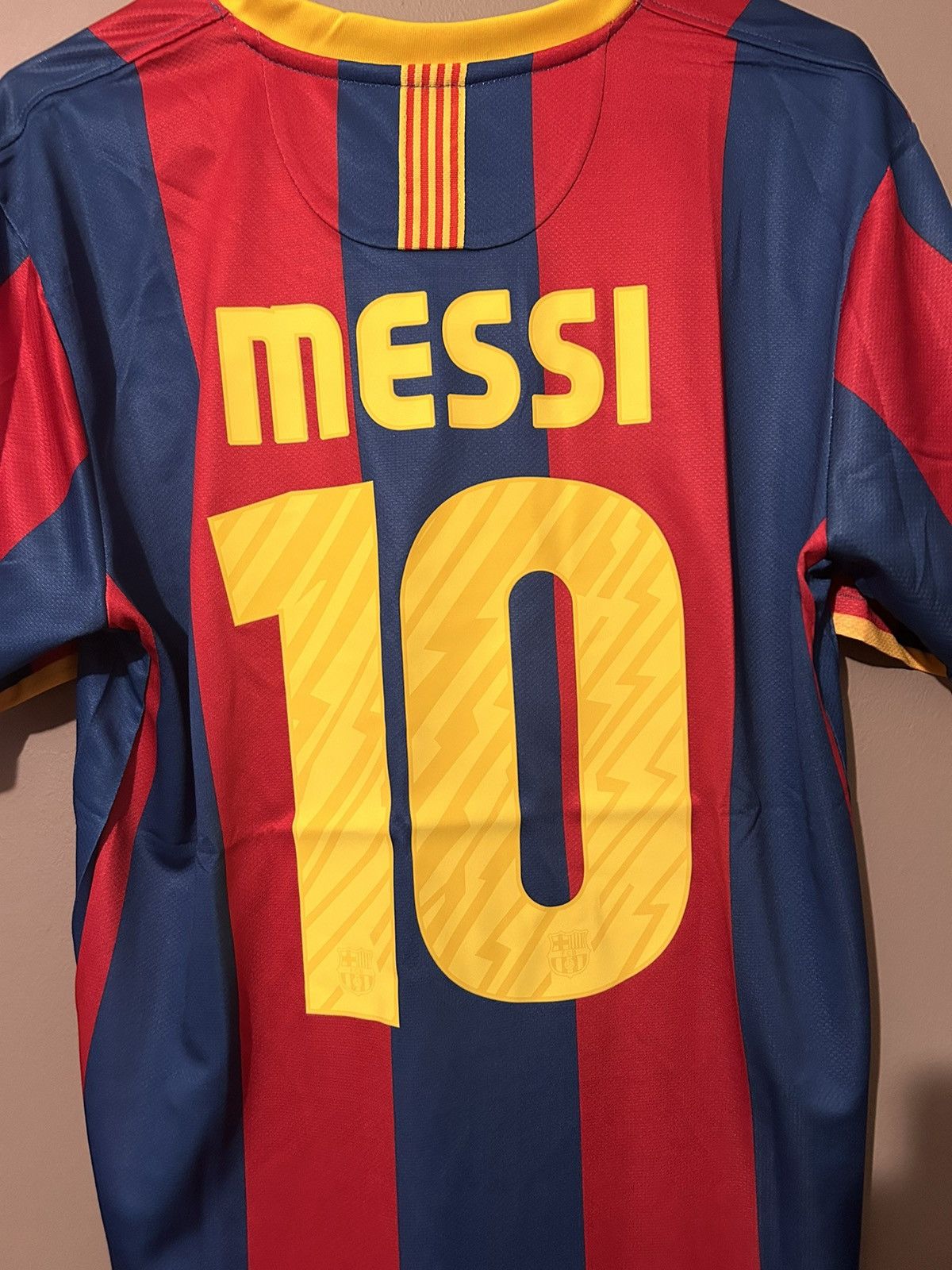 Vintage Messi Barca 11/12 home Jersey-Size L / XL Size US L / EU 52-54 / 3 - 4 Thumbnail