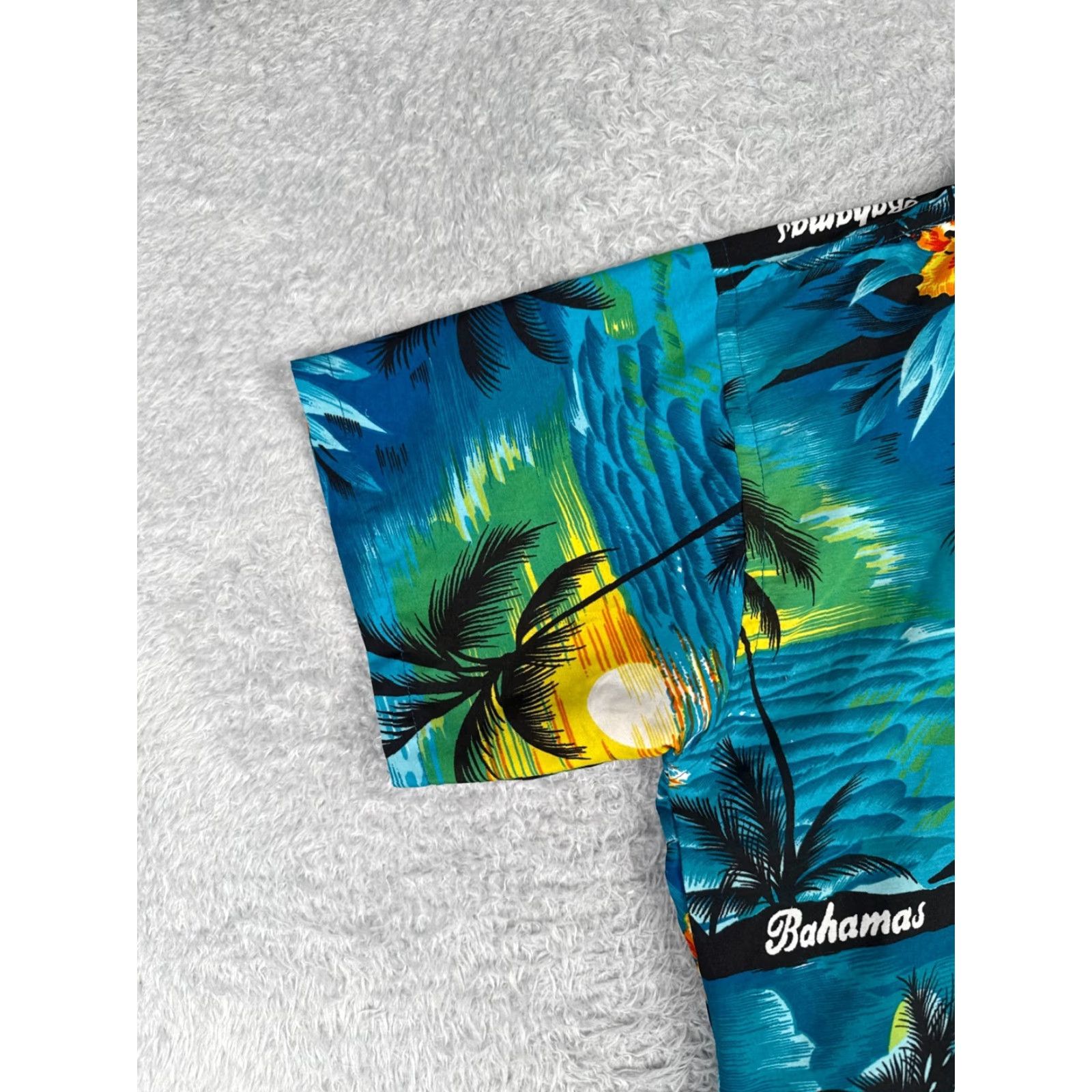 Esprit American Esprit Shirt Men Small Blue Floral Palm Sailboat Polyester Hawaiian Button-Up Short Sleeve Mens Size US S / EU 44-46 / 1 - 3 Thumbnail