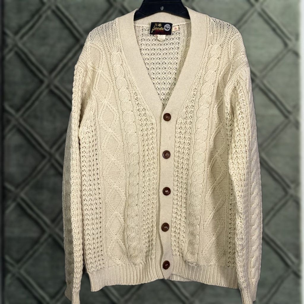 Vintage VINTAGE Panda Cardigan Sweater Beige Wool Crew Neck Button Down Cable-Knit M Womens/Unisex Adults Size M / US 6-8 / IT 42-44 - 1 Thumbnail