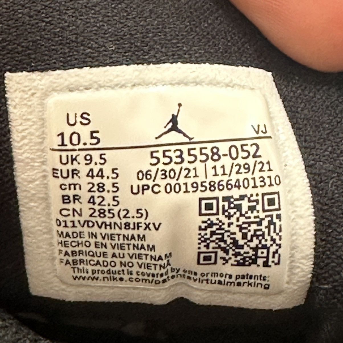 Jordan Brand Size 10.5 - Jordan 1 Low Shadow Toe - 553558-053 Size US 10.5 / EU 43-44 - 6 Thumbnail