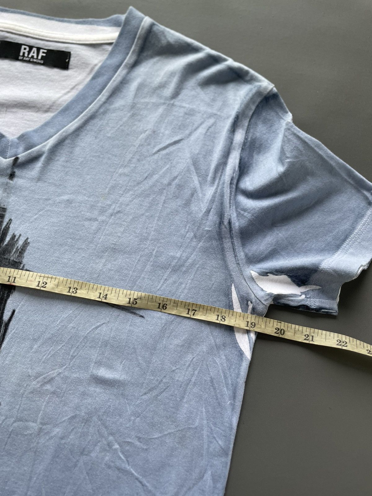 Raf by Raf Simons Raf By Raf Simons Trompe Loeil Tees Size US S / EU 44-46 / 1 - 16 Thumbnail
