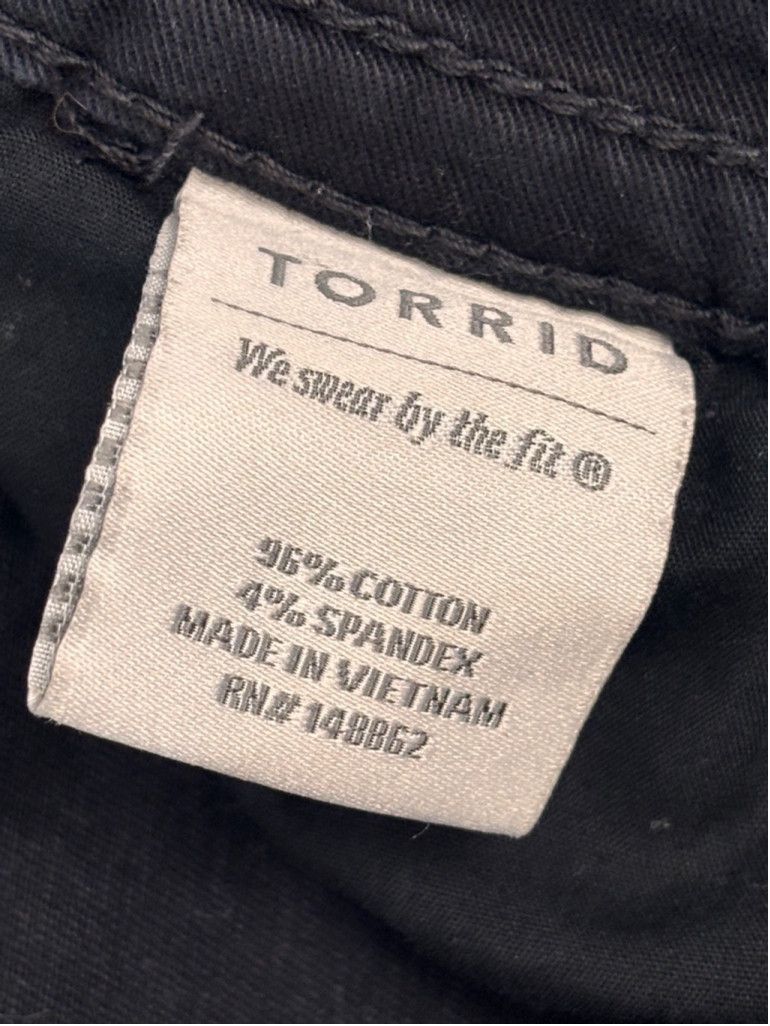 Torrid Women's Torrid Pants Size 22 Black Size 40" / US 18 - 10 Thumbnail