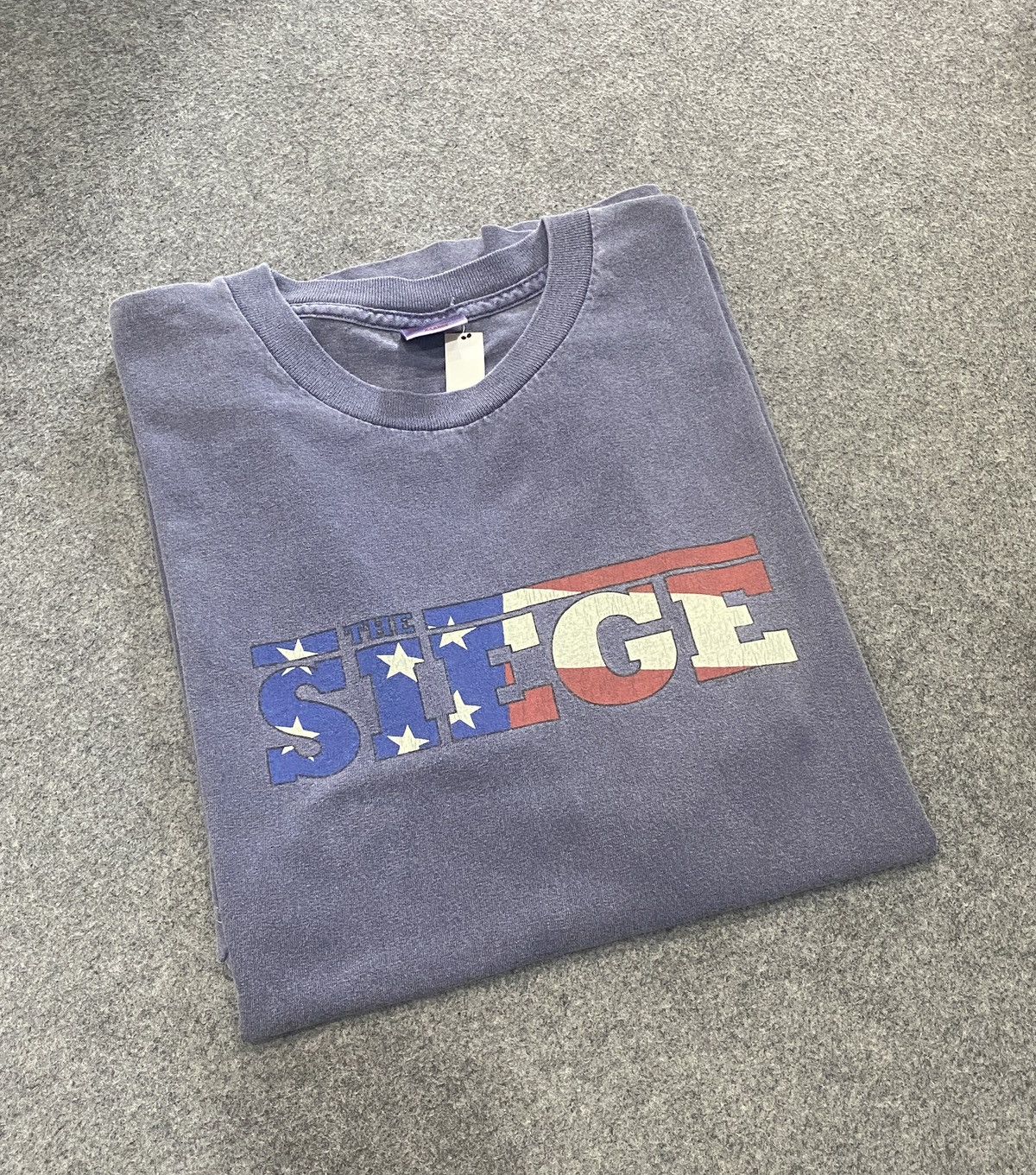 Alstyle Vintage 1998 THE SIEGE Movie Promo T-Shirt Size US XL / EU 56 / 4 - 1 Thumbnail