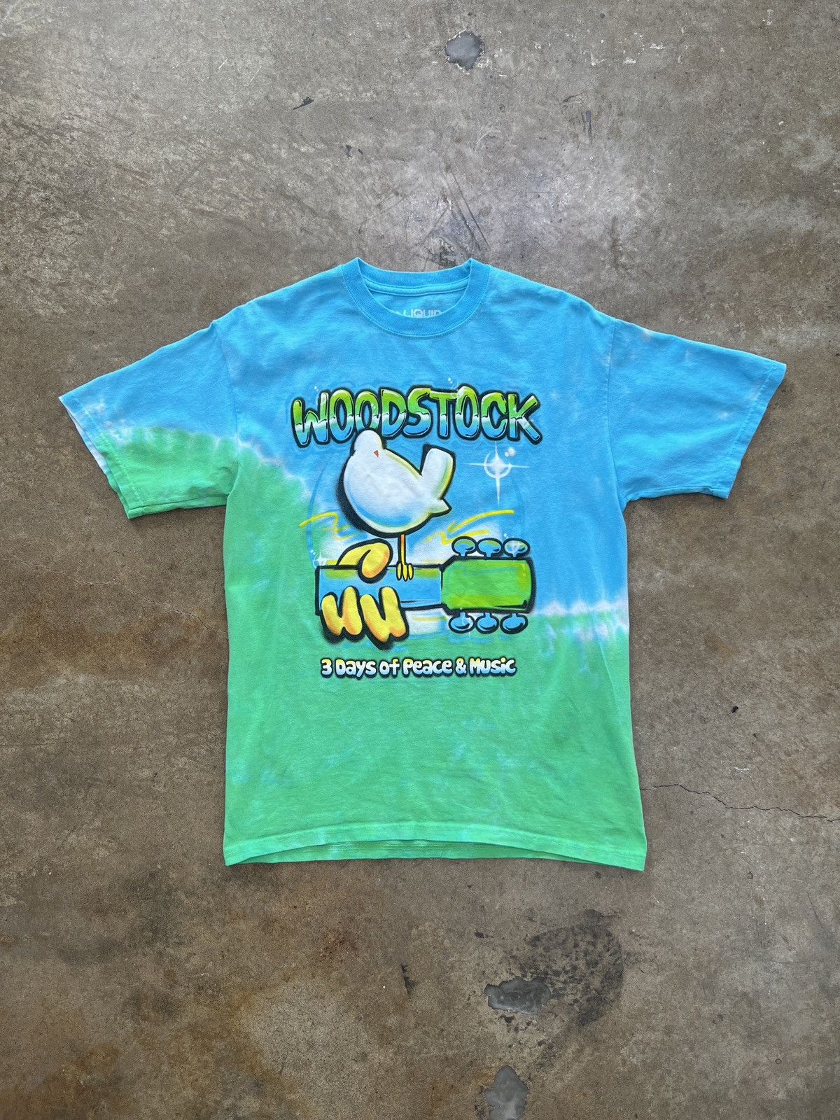 Band Tees Liquid Blue Woodstock Peace and Music Festival Tee Medium Size US M / EU 48-50 / 2 - 2 Thumbnail