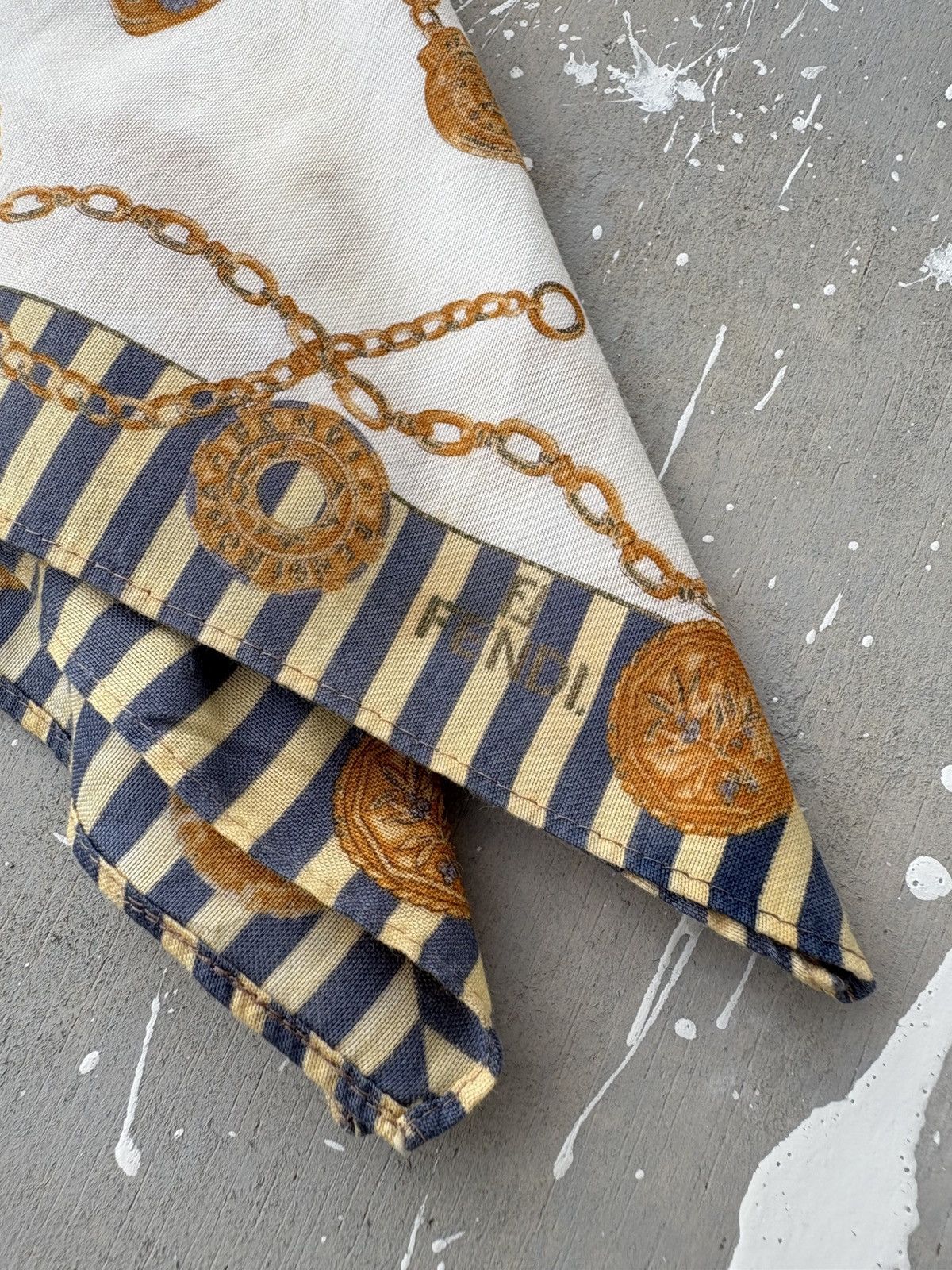 Fendi Authentic Fendi Vintage Chain & Medallion Print Silk Scarf” Size ONE SIZE - 1 Thumbnail