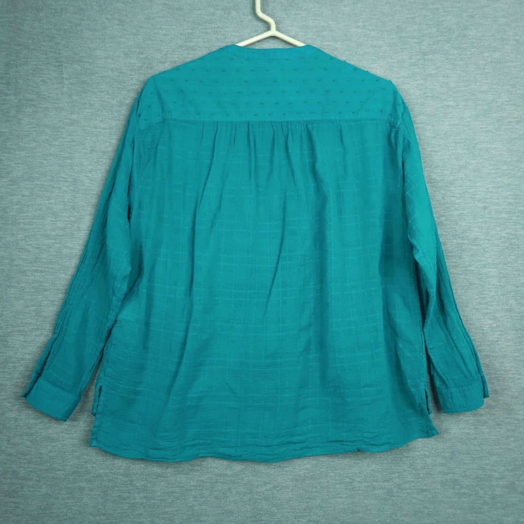 Anthropologie Pilcro By Anthropologie Mila Draped Swiss Dot Long Sleeve Button Up Shirt XS Green Women's Regular Shirt Size XS / US 0-2 / IT 36-38 - 2 Thumbnail