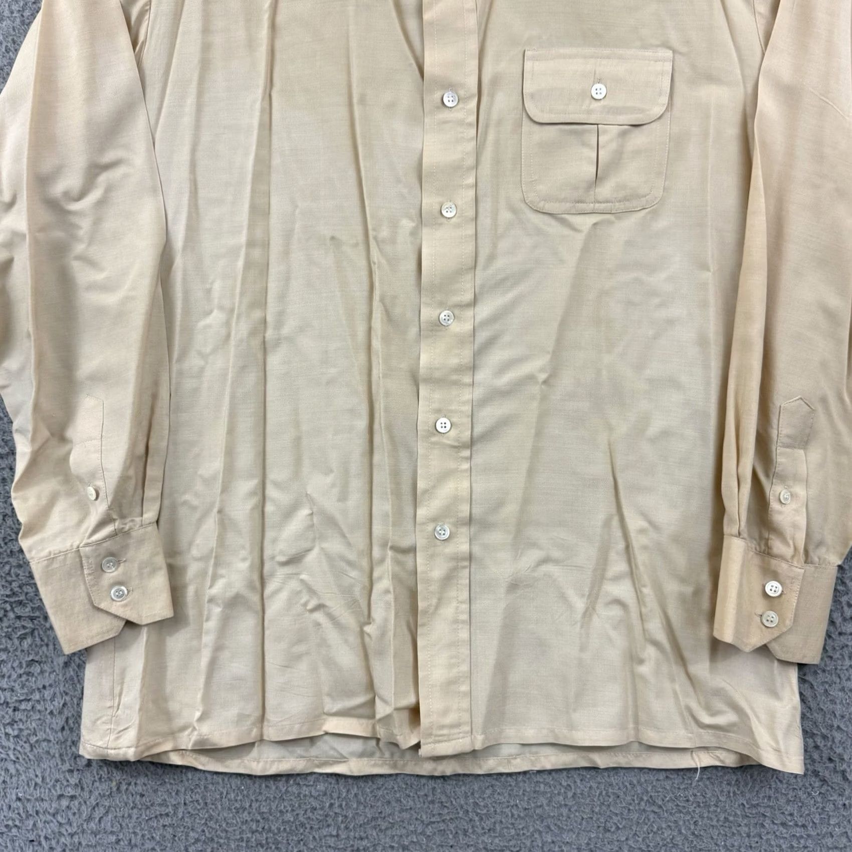 Vintage VINTAGE Briggs Shirt Mens Large Beige 80s Long Sleeve Button Silk Preppy Relaxed Size US L / EU 52-54 / 3 - 2 Thumbnail