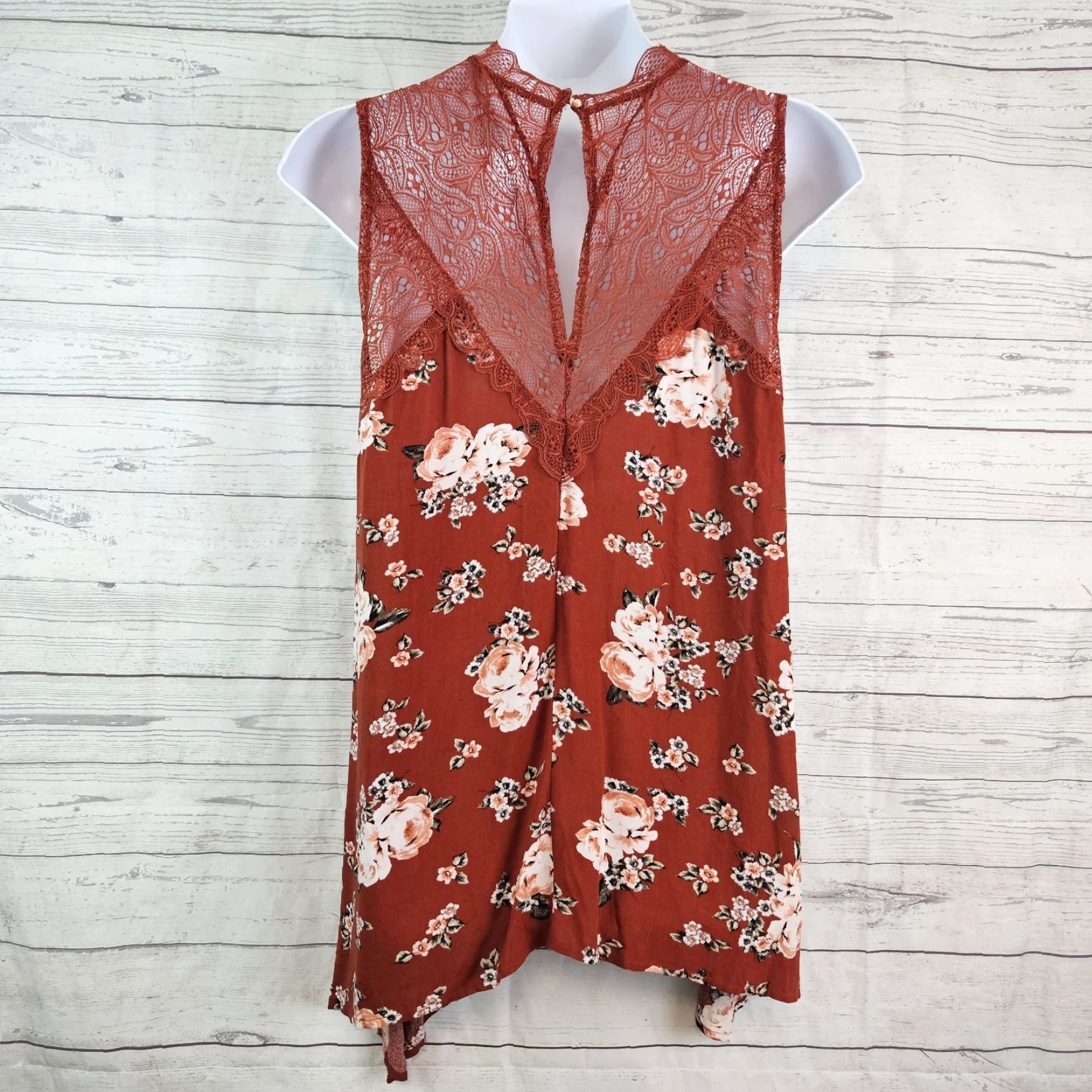 Torrid Torrid Womens Top Blouse Sleeveless Mock Neck Floral Lace Rayon Size 2X Multicolor Rust Red Used Size XXL / US 16-18 / IT 52-54 - 3 Thumbnail