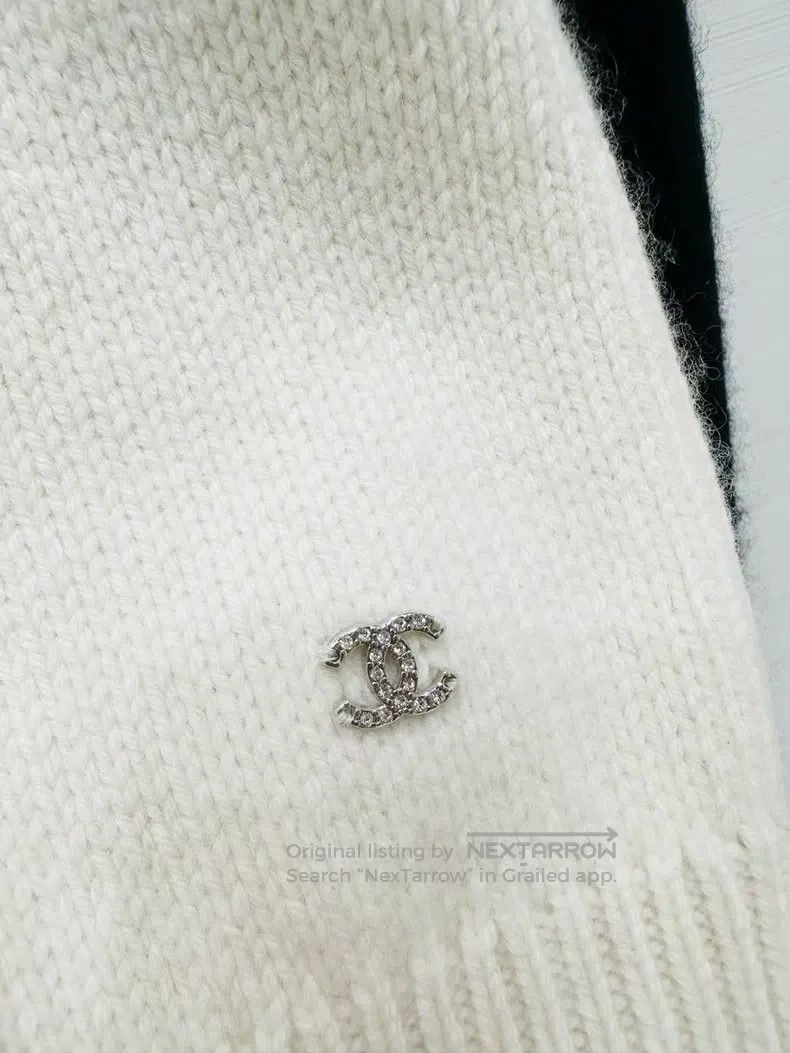 Chanel Chanel 25N popular deer jacquard sweater Size XS / US 0-2 / IT 36-38 - 4 Thumbnail