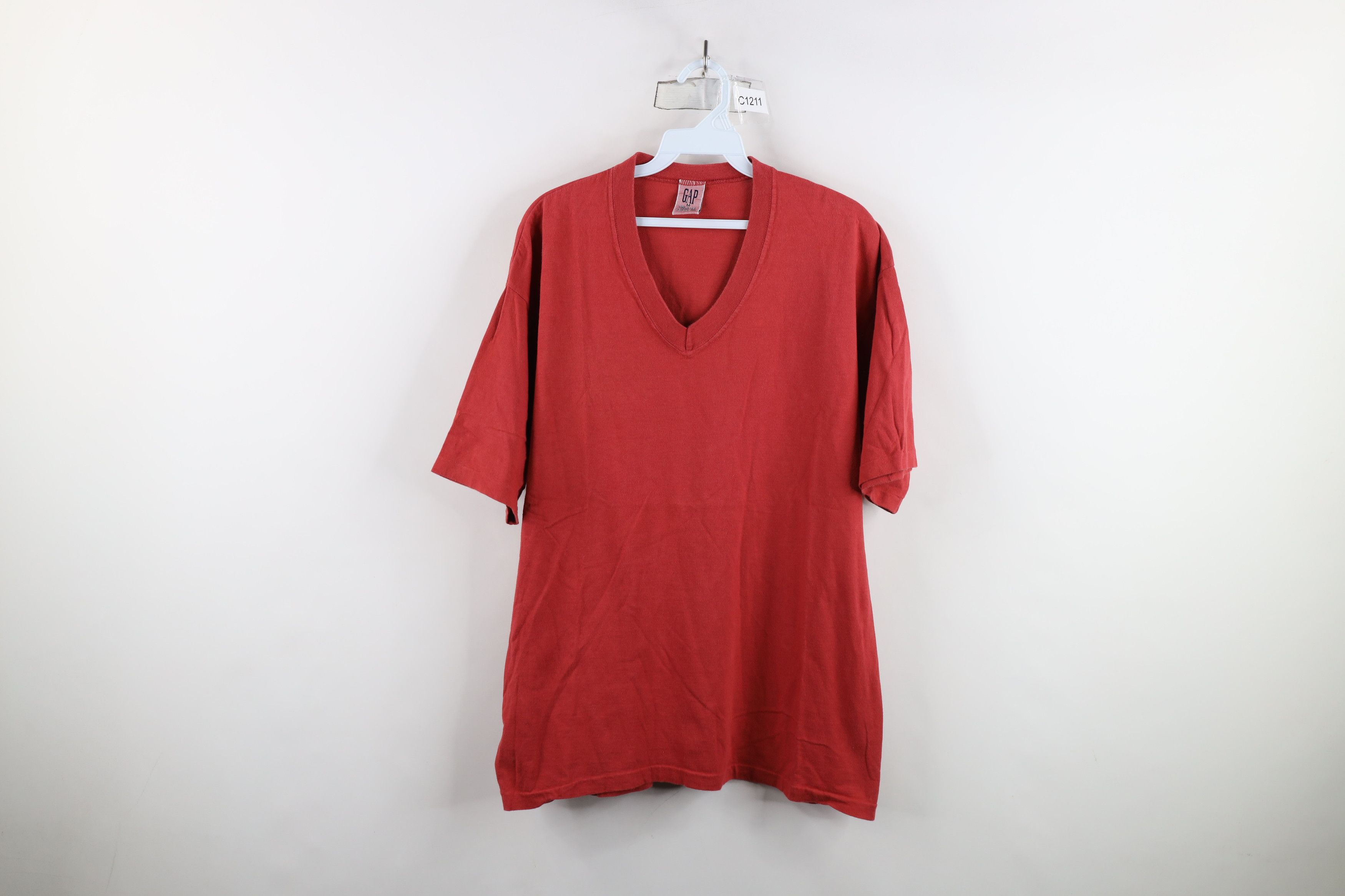 Gap × Vintage Vintage 90s Gap Short Sleeve V-Neck T-Shirt Red Cotton USA Size US M / EU 48-50 / 2 - 1 Thumbnail