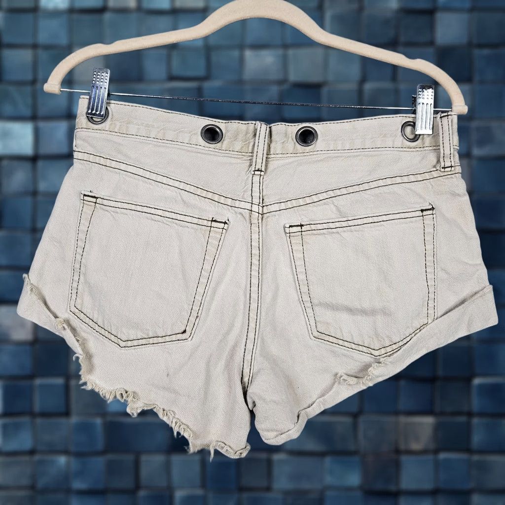 Free People VINTAGE We the Free Free People Women's Light Brown Cut Off Denim Jean Shorts Sz 25 Size 42" / US 20 - 1 Thumbnail