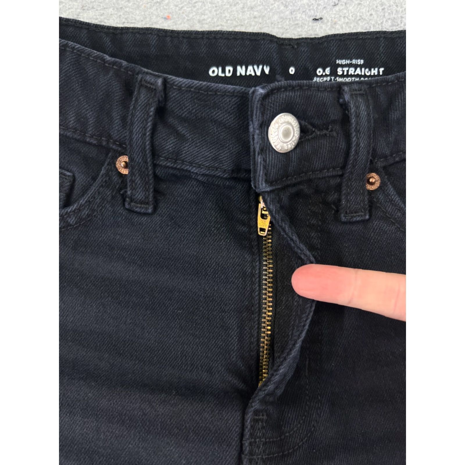 Old Navy VINTAGE Old Navy Women's Shorts Casual Cotton Blend Mid Rise Cutoff Denim Black 25x2 Summer Size 25" / US 0 / IT 36 - 6 Thumbnail