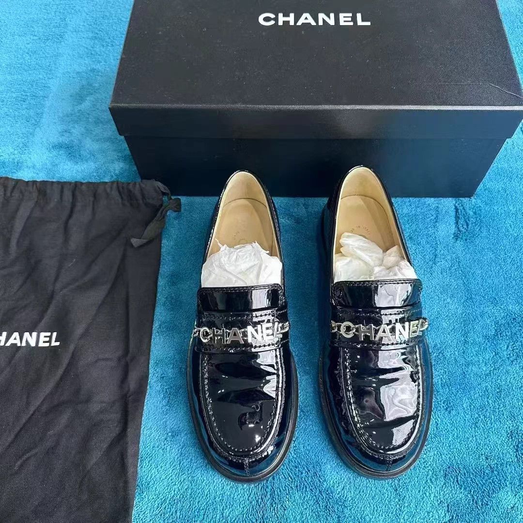 Chanel Chanel Classic Chain Logo Black Loafer - New Soles Size US 6 / IT 36 - 1 Thumbnail