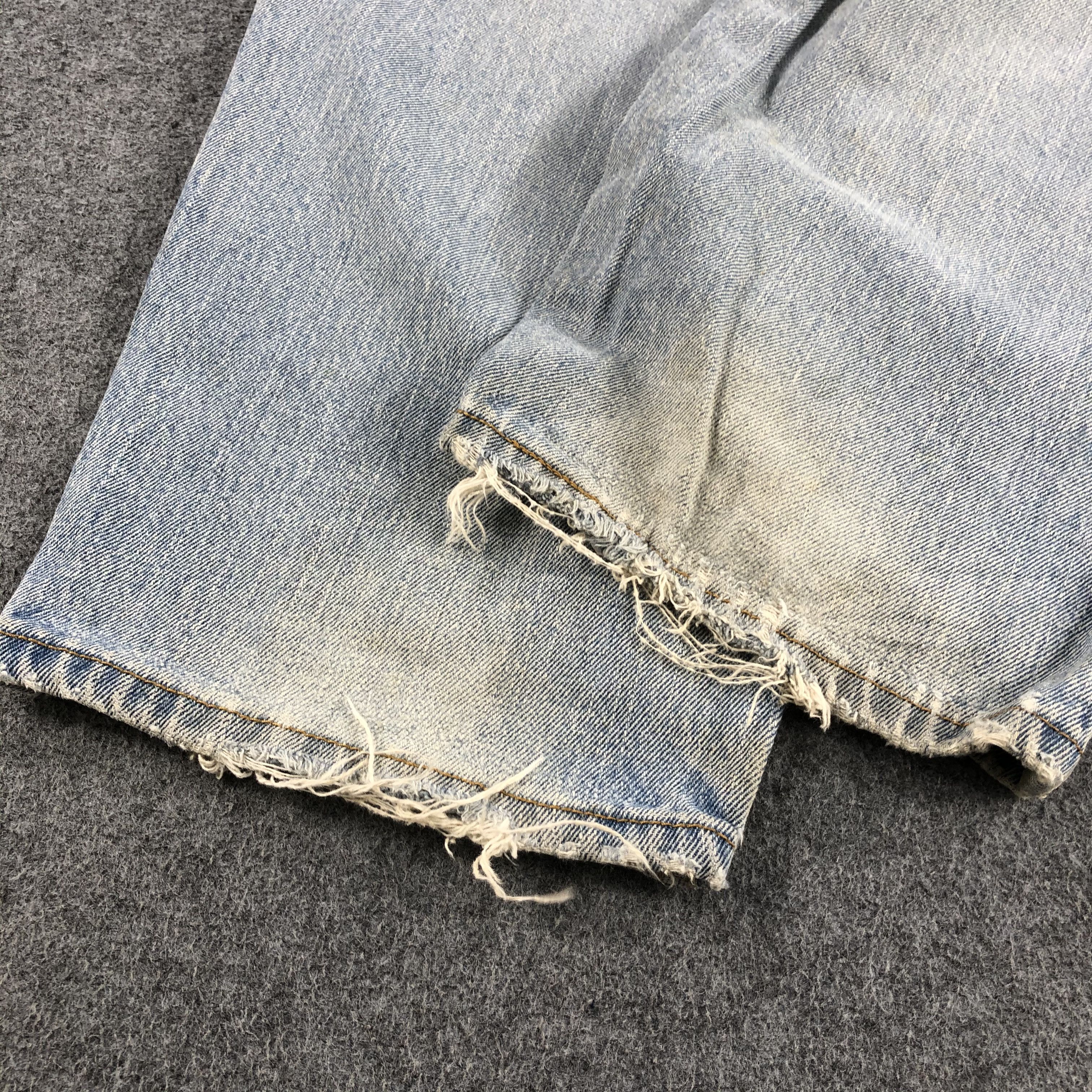 Levi's Vintage Light Wash Levis 560 Jeans-J1686 Size US 41 - 6 Thumbnail