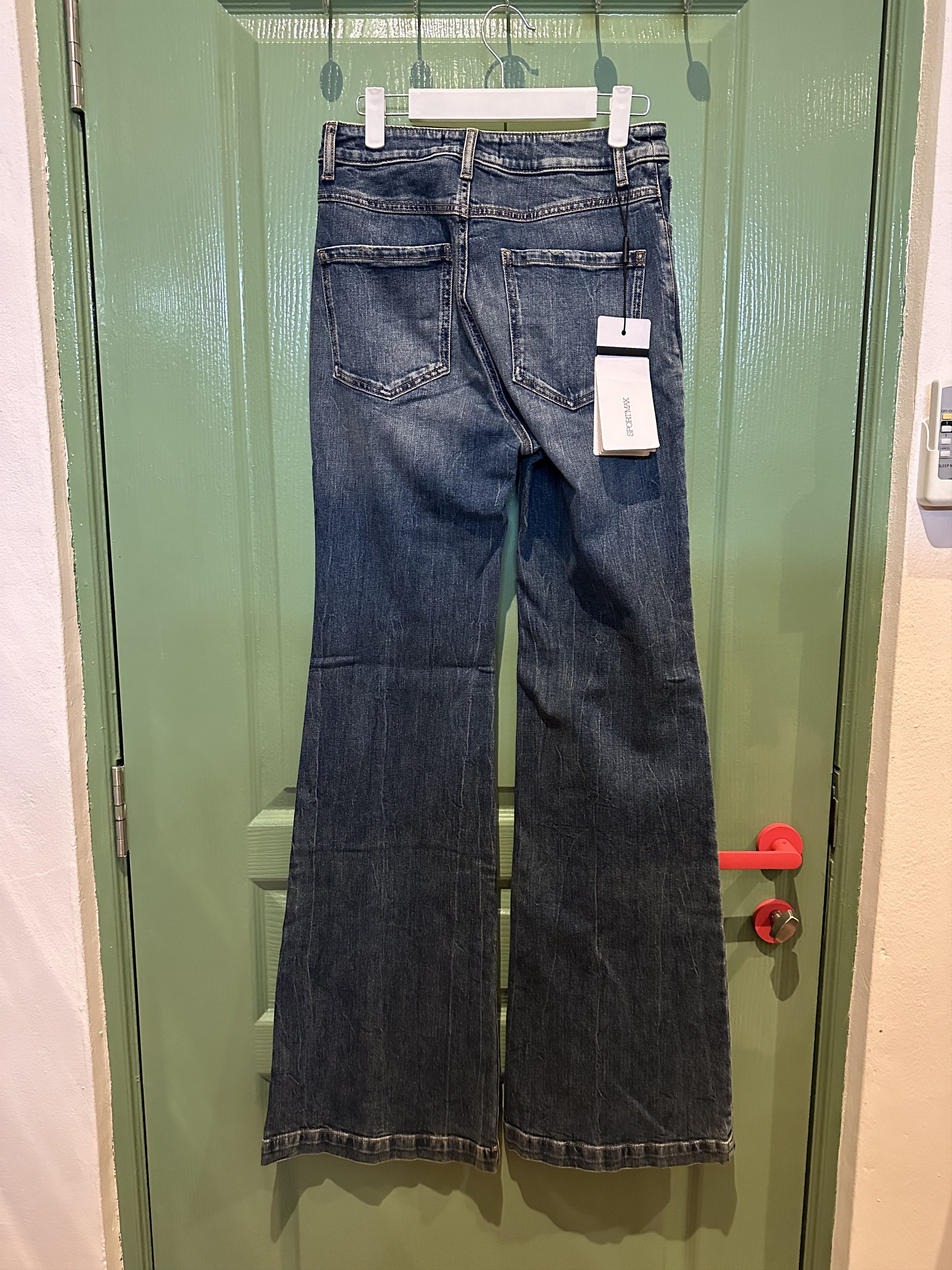 Sportmax Sprotmax Cloro Flared Jeans Size 26" / US 2 / IT 38 - 4 Thumbnail