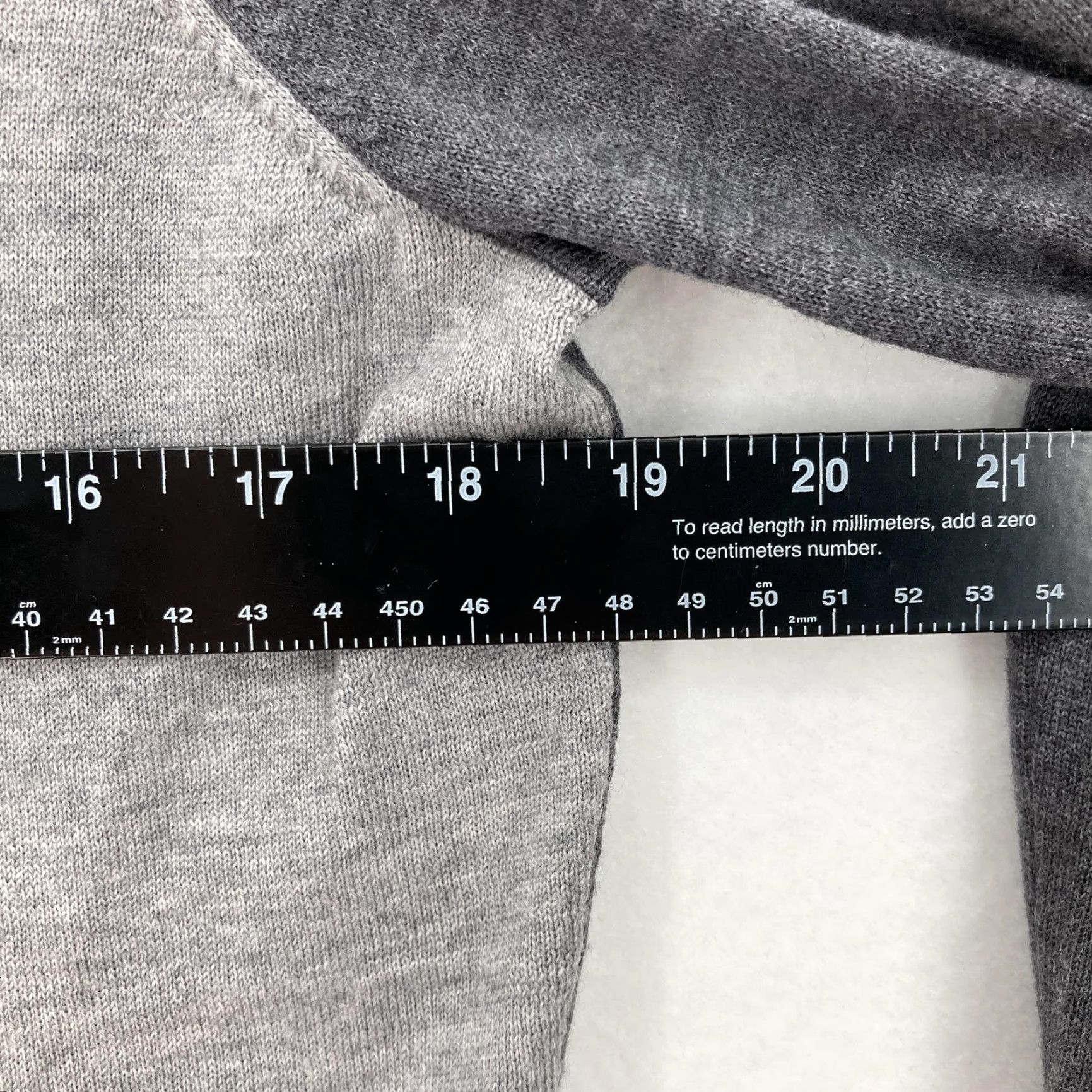 Talbots Talbots Cardigan Sweater Womens Medium Petite Gray Colorblock Merino Wool Button Size M / US 6-8 / IT 42-44 - 7 Thumbnail