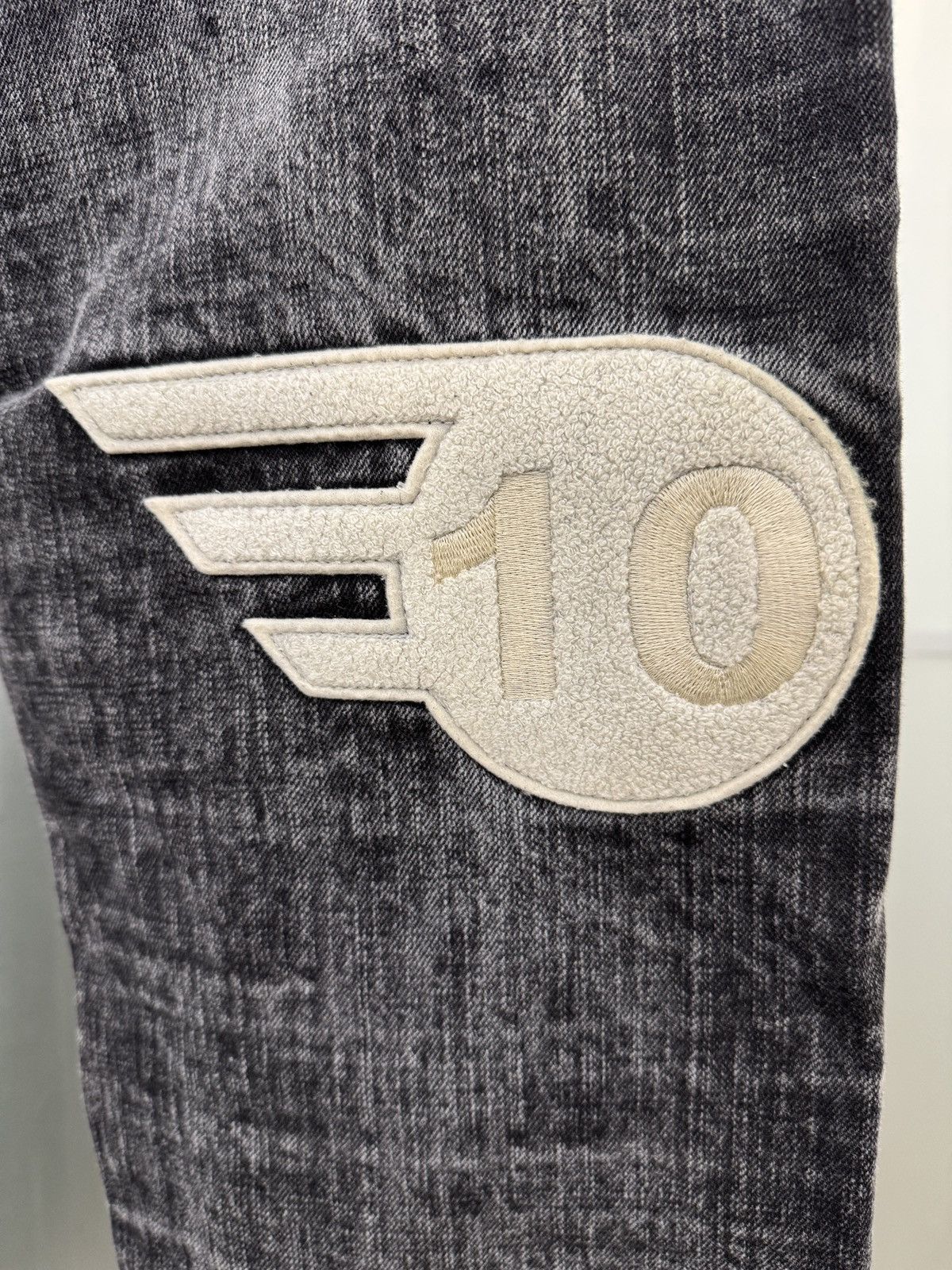 Y-3 A/W2007 Y-3 Unreleased Spotted Horse Patched Jeans Size US 32 / EU 48 - 3 Thumbnail