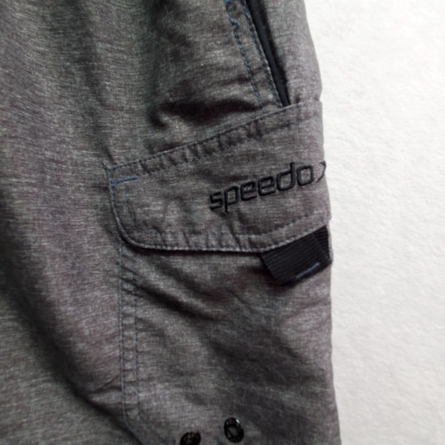 Speedo Speedo Swim Trunks Men's Large Gray Black Polyester Beach Surfing Quick Dry Size US 33 - 4 Thumbnail
