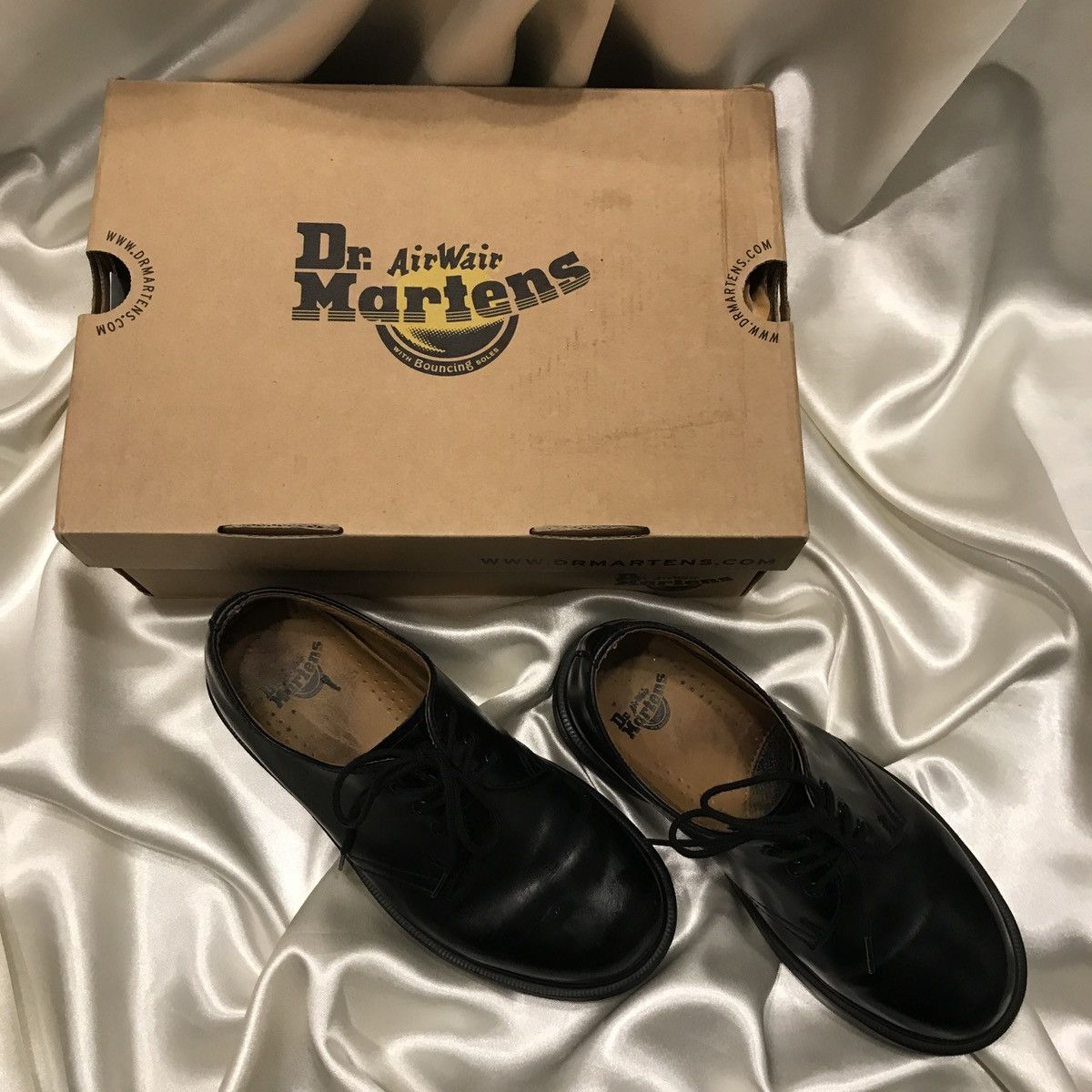 Dr. Martens × Vintage Dr. Martens 1461 Low Black Short 3 Hole Vintage Leather Size US 6 / IT 36 - 6 Thumbnail