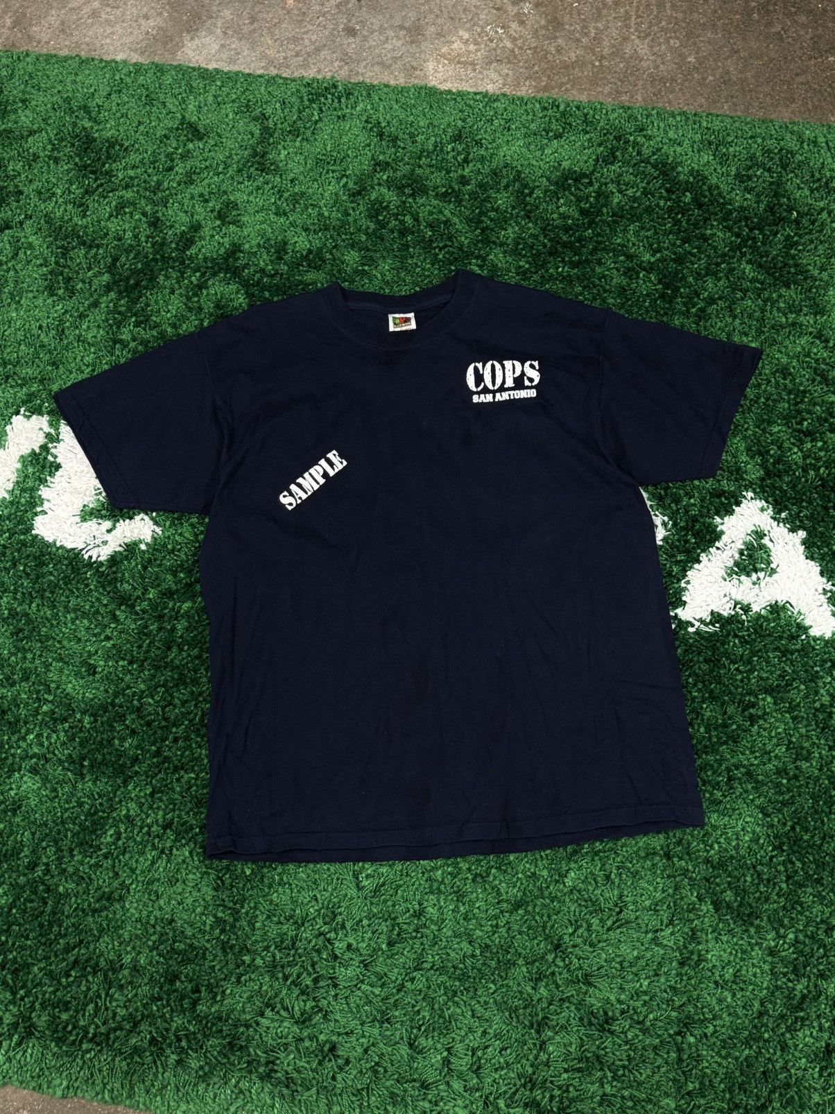 Vintage Vintage Fruit of The Loom Cops Sample Tee Navy XL Police Size US XL / EU 56 / 4 - 1 Thumbnail
