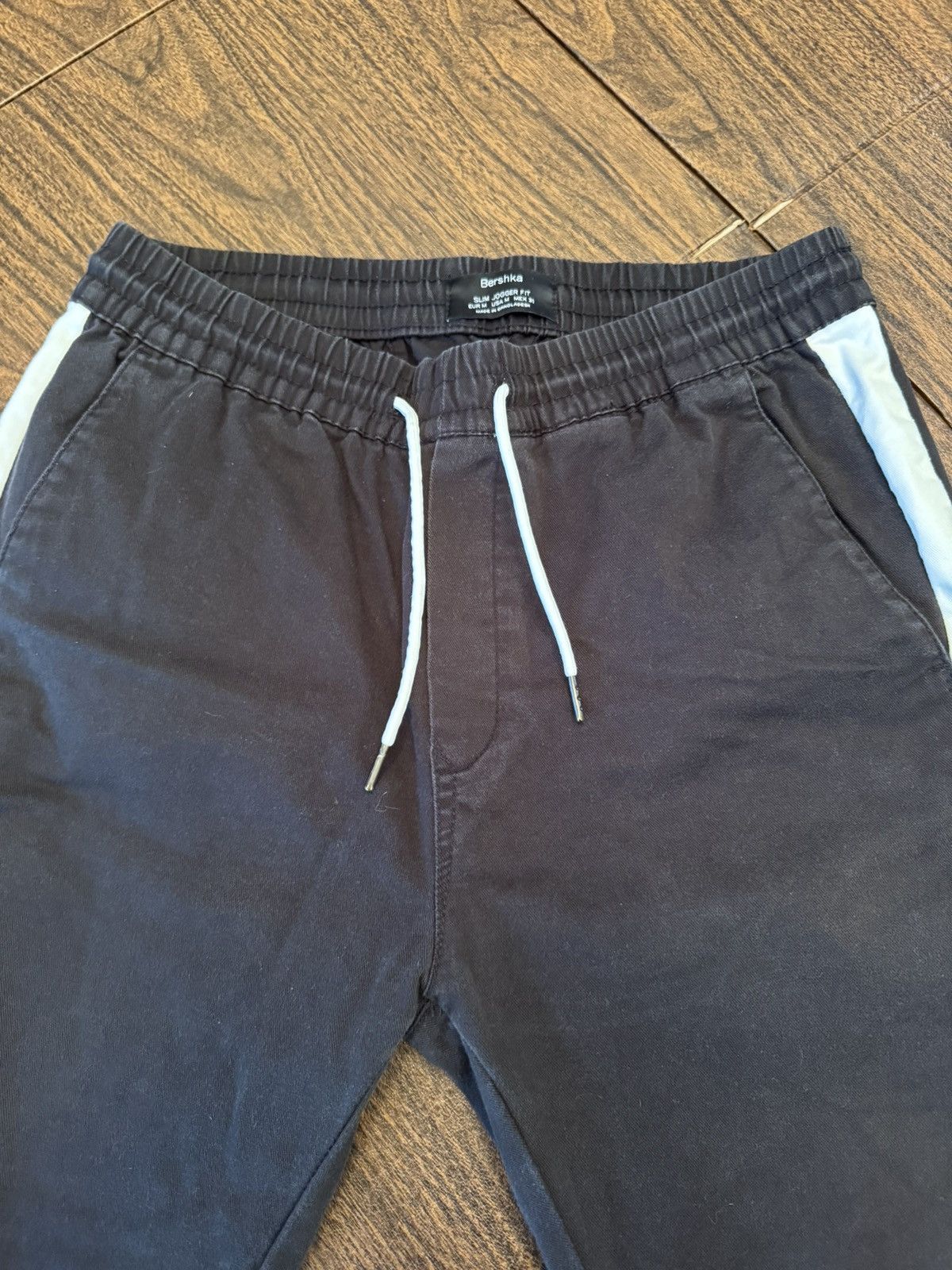 Bershka Bershka Slim Fit Joggers Size US 32 / EU 48 - 4 Thumbnail