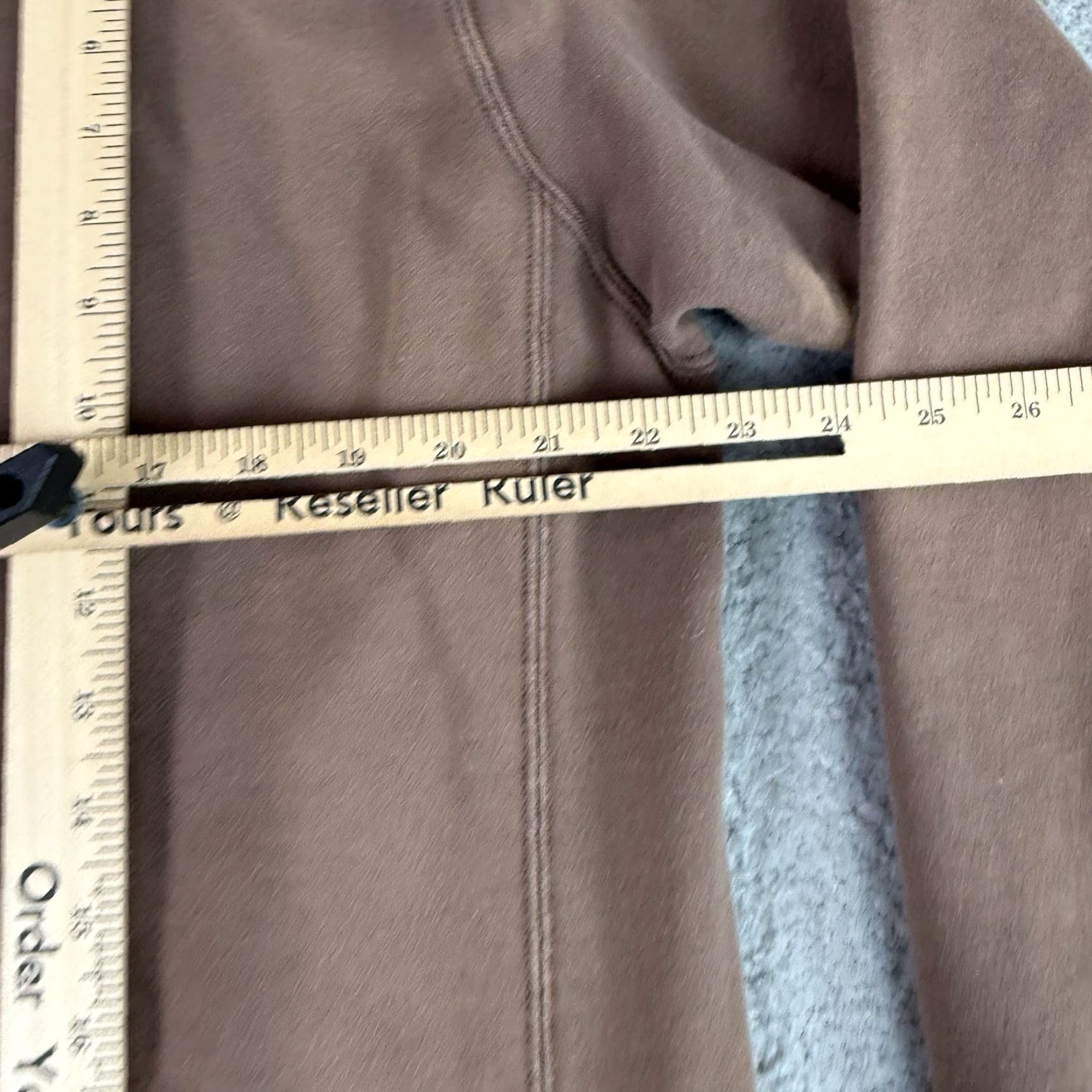 Uniqlo Uniqlo Hoodie Adult L Brown Pullover Sweatshirt Regular Size Mens Size US L / EU 52-54 / 3 - 7 Thumbnail