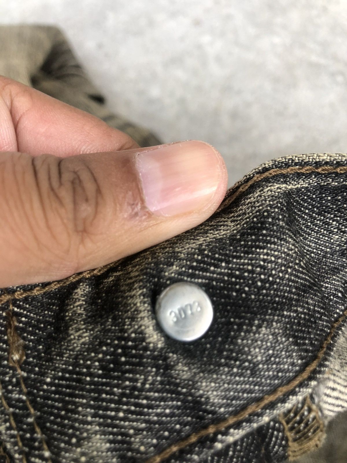Levi's Y2k Levi’s 505 Mud Wash Distressed Jean Size US 30 / EU 46 - 18 Thumbnail