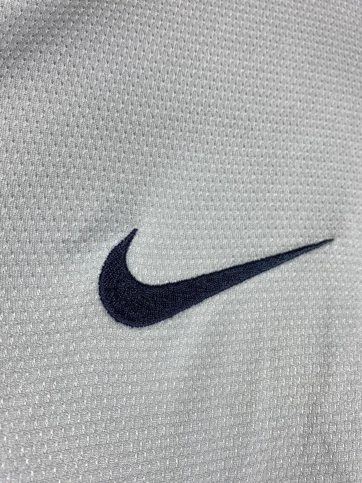 Nike Nike Manchester United 2012/13 Away Football Shirt Size US M / EU 48-50 / 2 - 7 Thumbnail