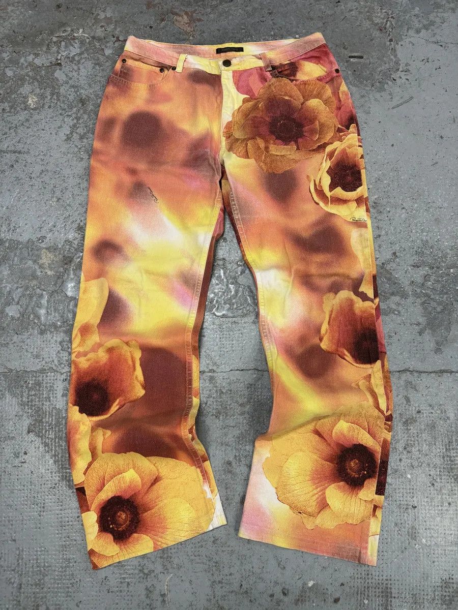 Roberto Cavalli 2000s Roberto Cavalli Flowers Spectrum Summer Pants Size US 32 / EU 48 - 1 Thumbnail