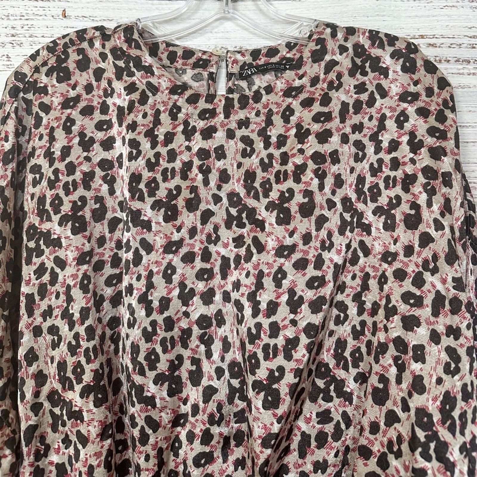 Zara Zara Leopard Print Blouson Sleeve Sateen Shirt, EUC, Small Size S / US 4 / IT 40 - 6 Thumbnail