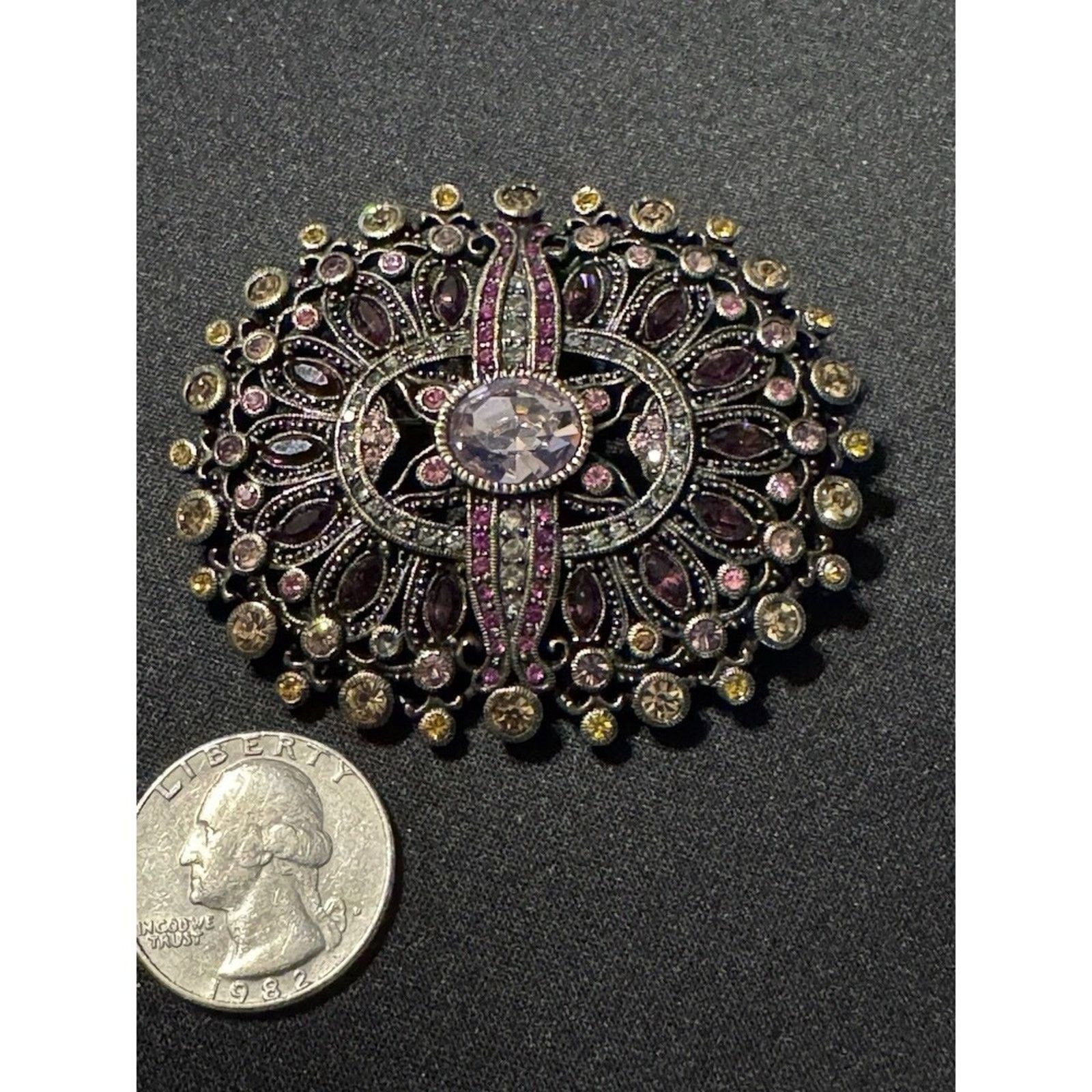 Other Statement Brooch Pendant Rhinestone Contemporary Size ONE SIZE - 3 Thumbnail
