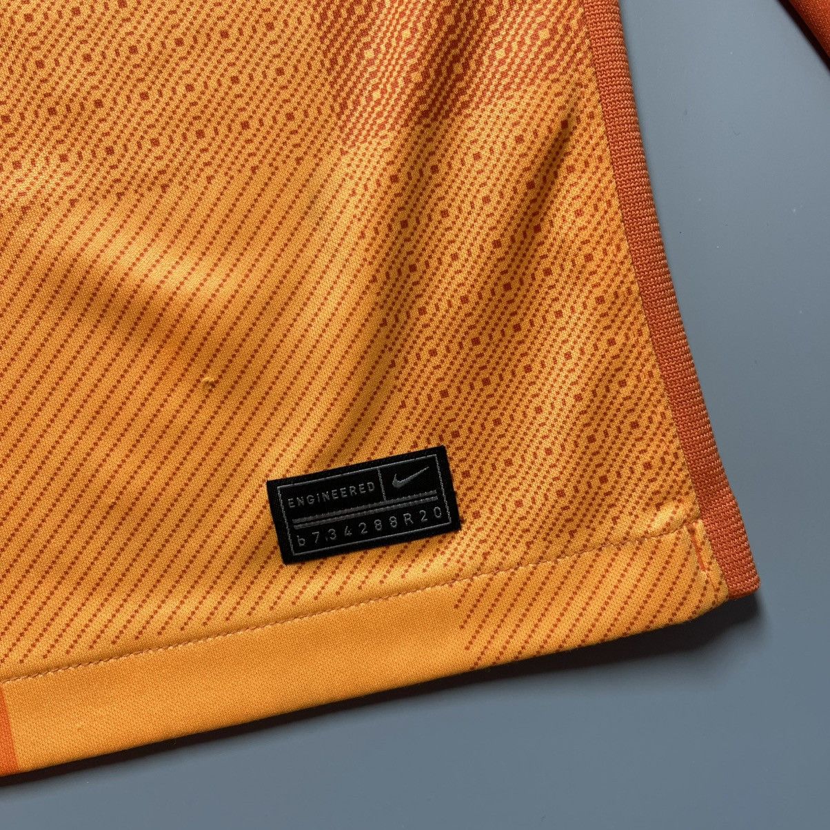 Nike BARCELONA NIKE 2021/2022 FOOTBALL GK JERSEY #1 TER STEGEN Size US L / EU 52-54 / 3 - 9 Thumbnail