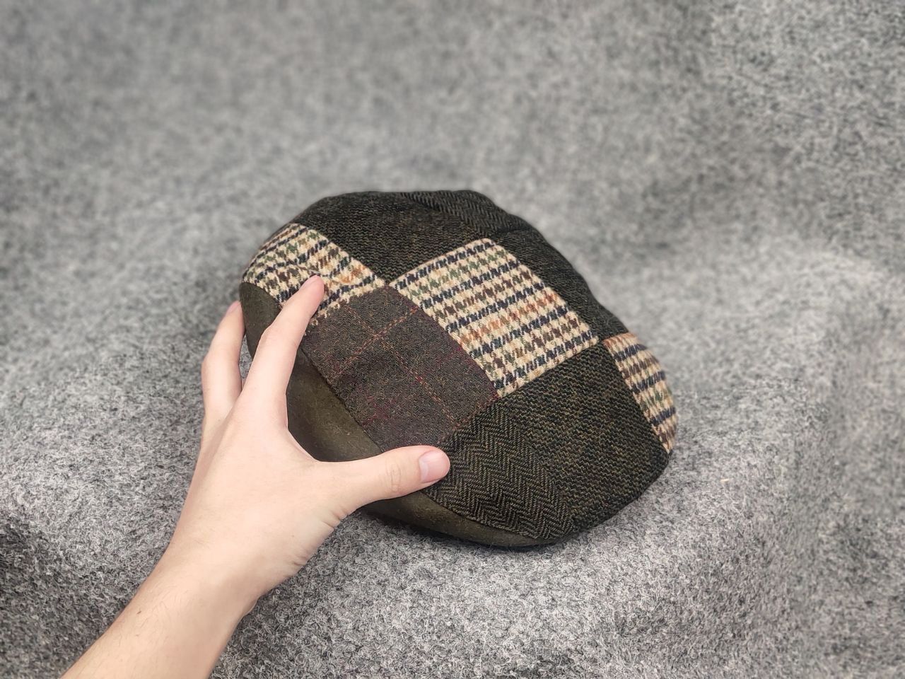 Harris Tweed Vintage 90's Heritage Harris Tweed Patchwork flat cap hat Size ONE SIZE - 8 Thumbnail