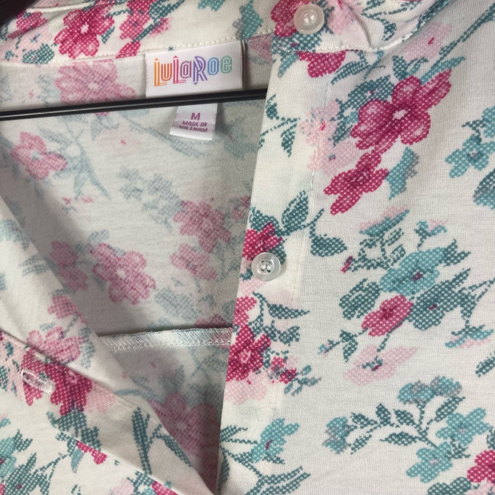 Other Lularoe Pajama Shirt Top Womens Button Medium Floral NWT New Size M / US 6-8 / IT 42-44 - 7 Thumbnail