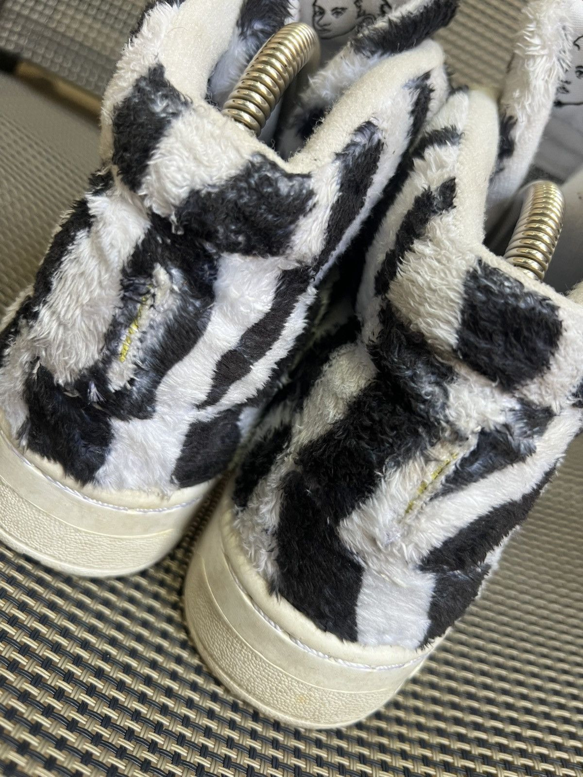 Adidas Adidas Jeremy Scott White Tiger Size US 5 / EU 37 - 5 Thumbnail