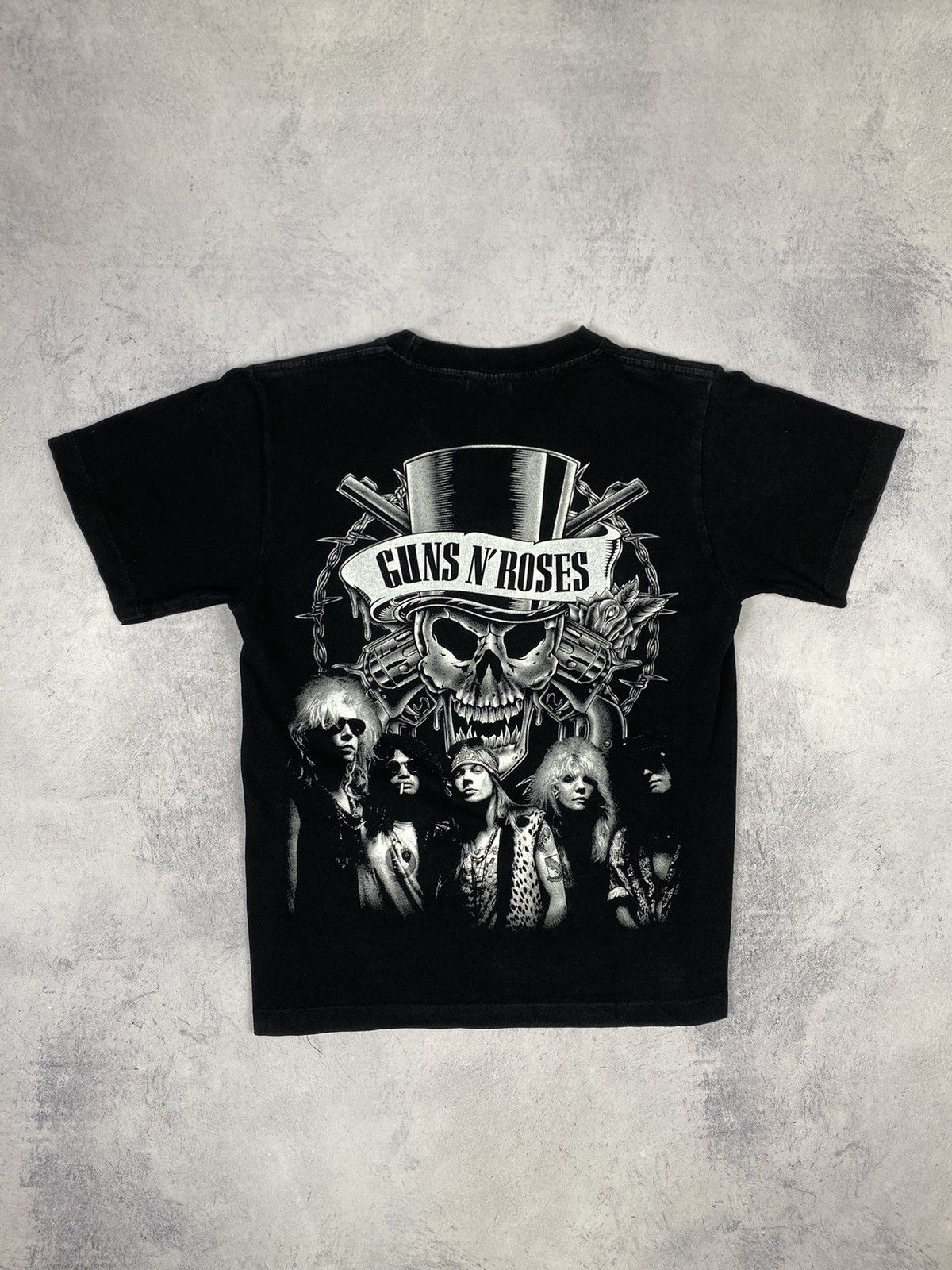 Guns N' Roses × Vintage Vintage 90 s Guns N' Roses Over Print Rock Band Tee Size US S / EU 44-46 / 1 - 9 Thumbnail