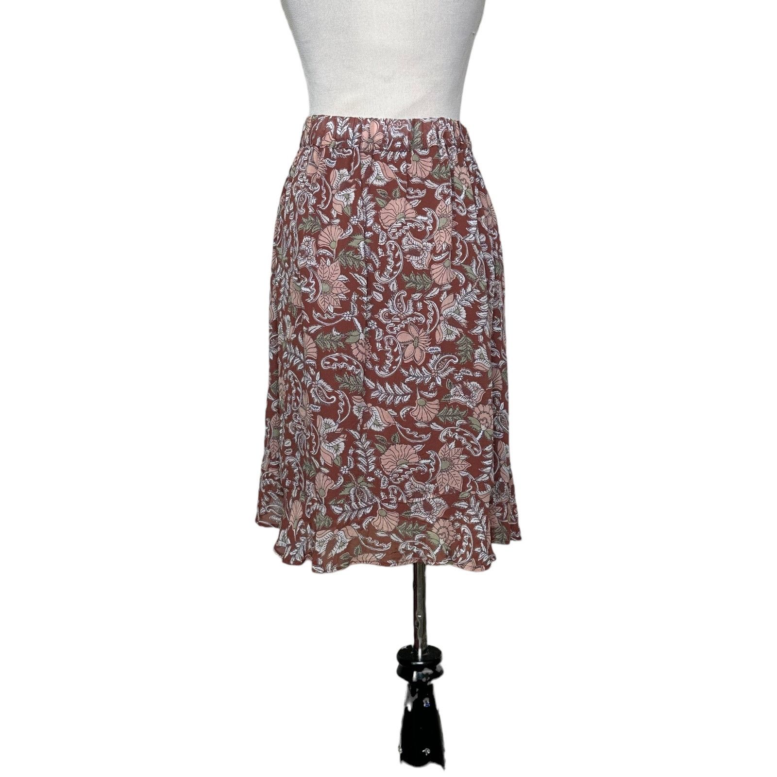 Anthropologie By Anthropologie brown floral pull on mini skirt size XS Size 30" / US 8 / IT 44 - 9 Thumbnail