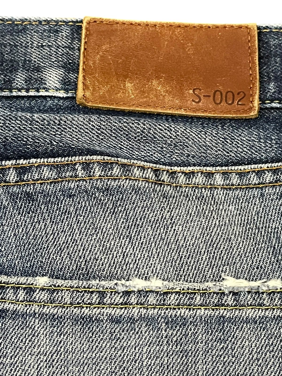 Uniqlo Vintage Uniqlo S-002 Faded Baggy Distressed Denim Size US 33 - 7 Thumbnail