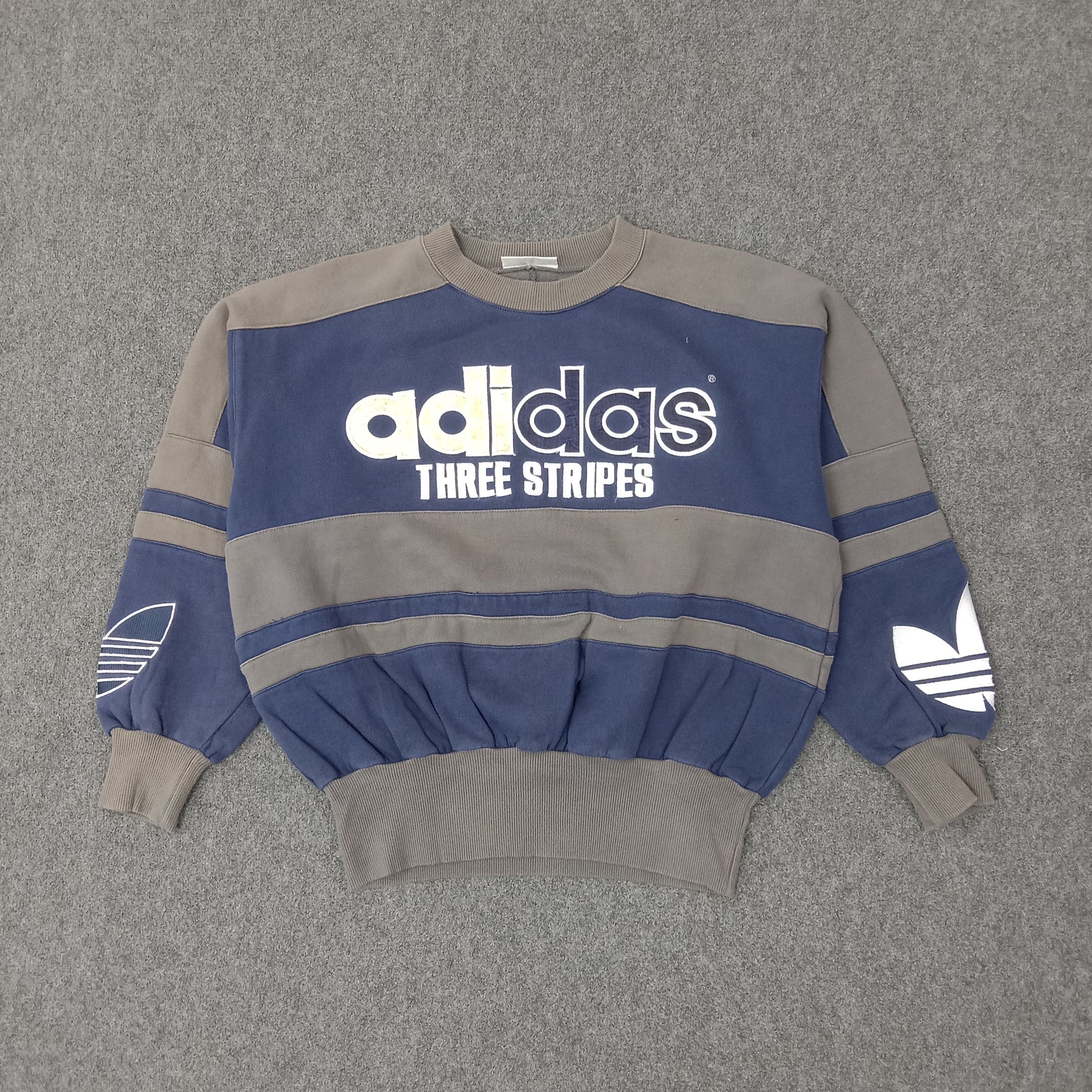 Adidas Adidas Three Stripes Sport Style Sweatshirt C256N20 Size US L / EU 52-54 / 3 - 1 Thumbnail