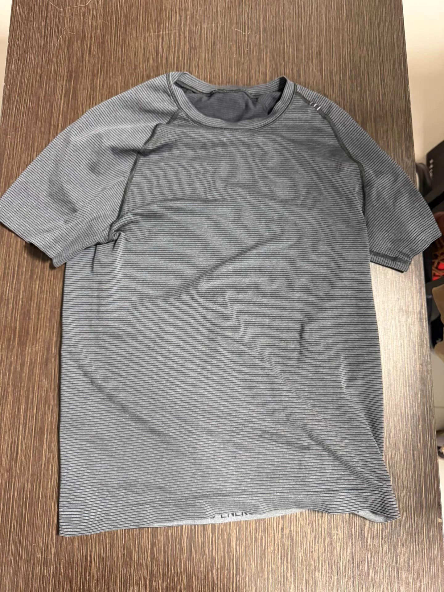 Lululemon lululemon MVT3.0 Heather Black Sport Short Sleeve K18 Size US XS / EU 42 / 0 - 1 Thumbnail