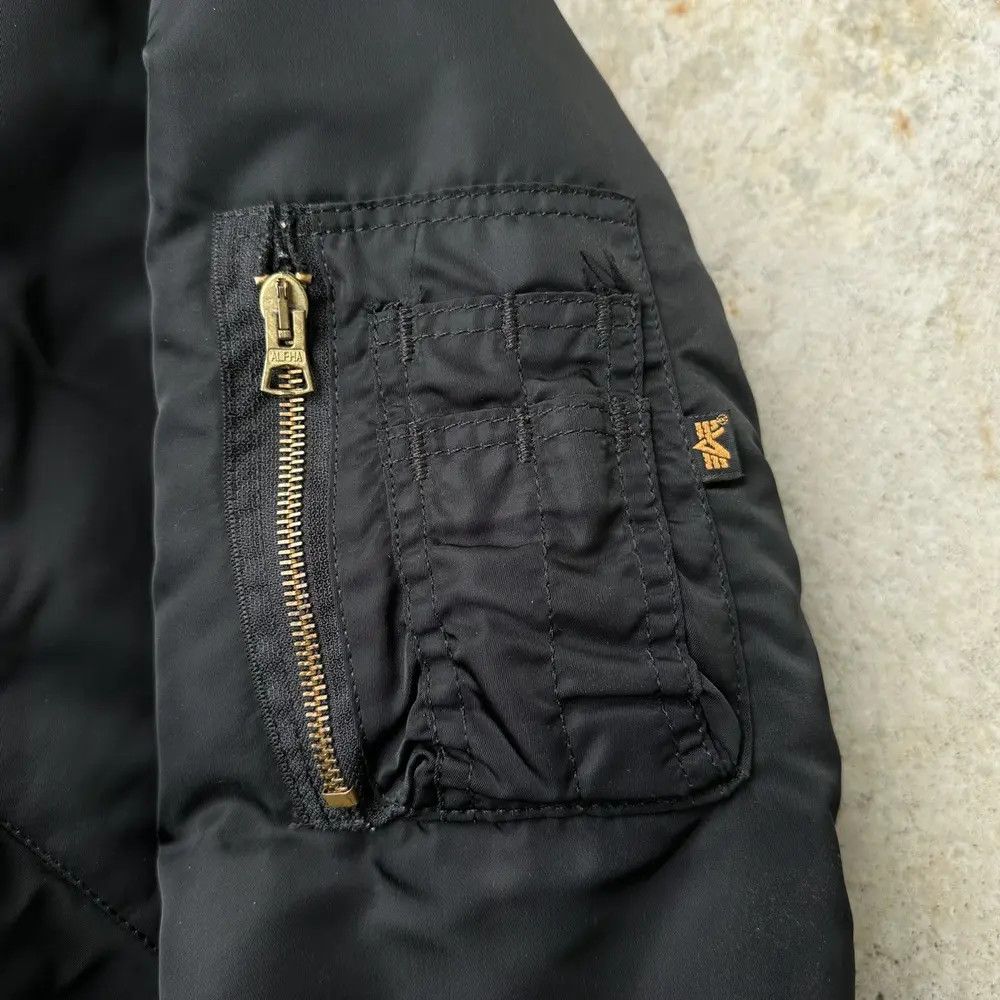 Alpha Industries × Vintage 90s MA-1 Bomber jkt US army navy military usa Size US M / EU 48-50 / 2 - 4 Thumbnail