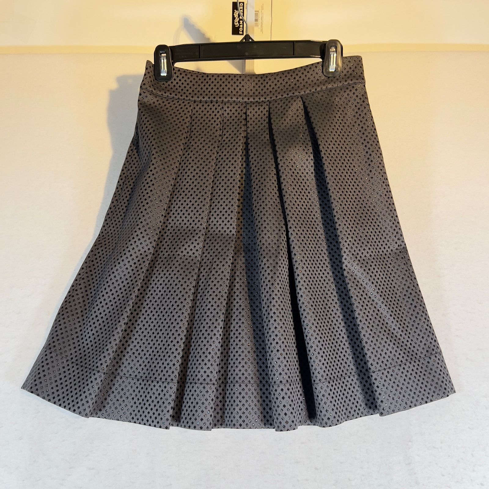 D.Exterior D Exterior Box Pleated Mini Skirt Woman EU 42 W30 Made Italy Size 30" / US 8 / IT 44 - 3 Thumbnail