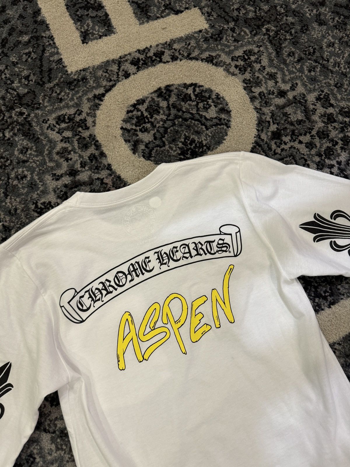 NEW RARE CHROME HEARTS ASPEN EXCLUSIVE LONG SLEEVE