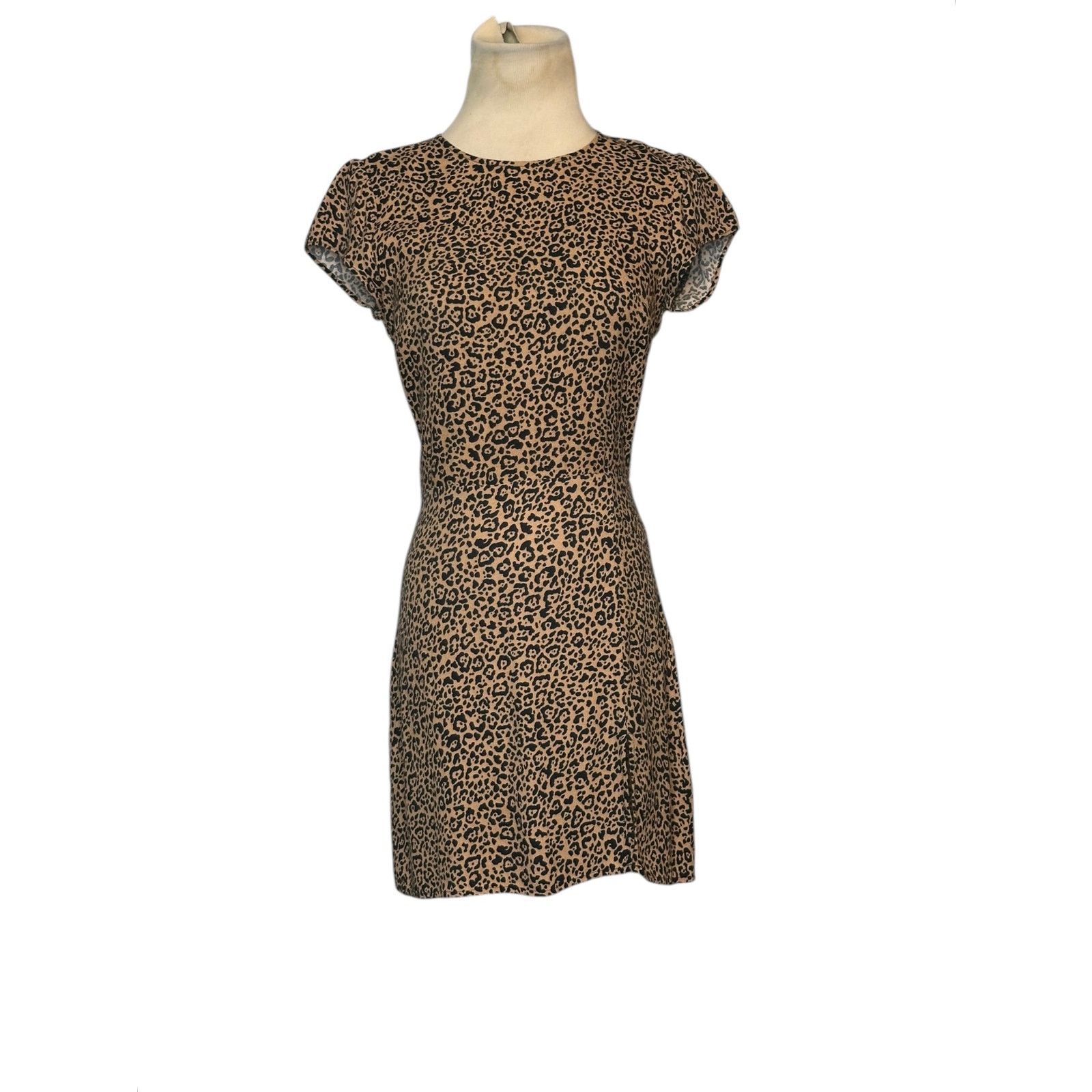 Reformation Reformation Lena Leopard Print Mini Dress size 2 Size XS / US 0-2 / IT 36-38 - 15 Thumbnail
