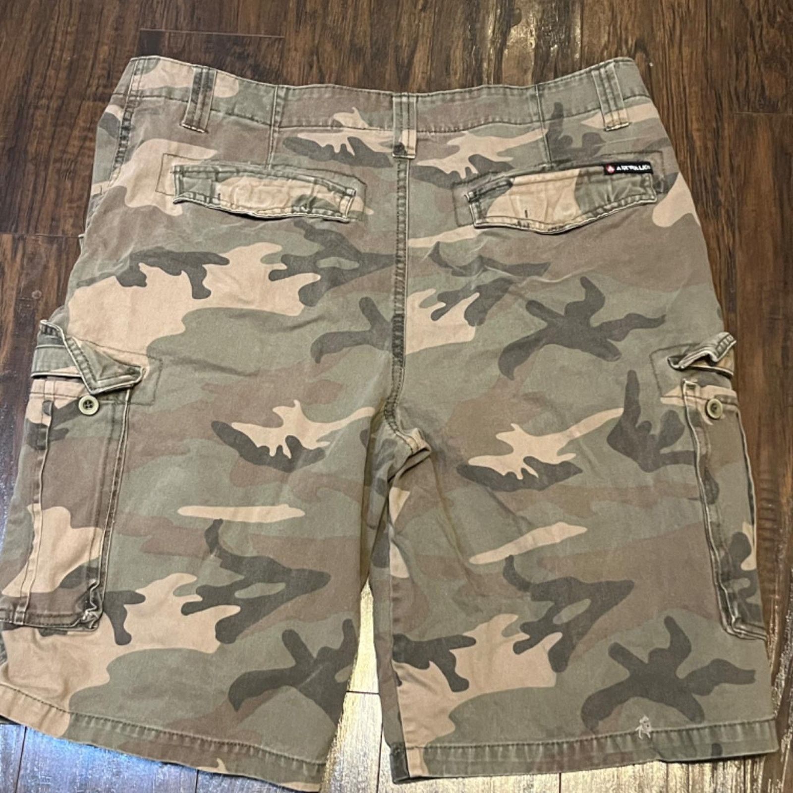 Airwalk Y2k camo airwalk shorts Size US 32 / EU 48 - 3 Thumbnail