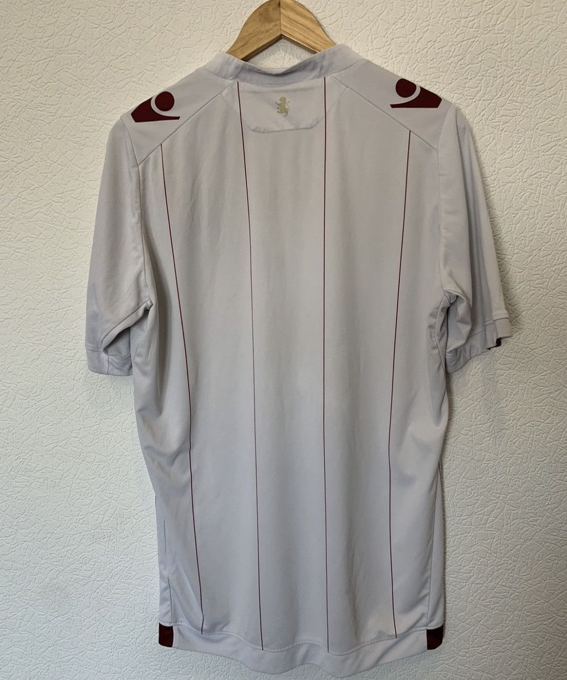 Macron ASTON VILLA MACRON 2014/2015 AWAY KIT SOCCER JERSEY FOOTBALL Size US L / EU 52-54 / 3 - 5 Thumbnail