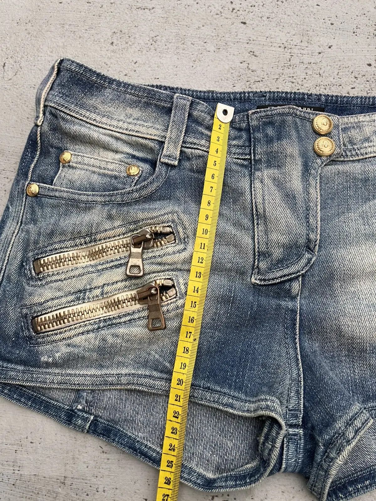Japanese Brand Balmain Paris Zipper Biker Denim Shorts Acid Wash Blue Size 36" / US 14 / IT 50 - 4 Thumbnail